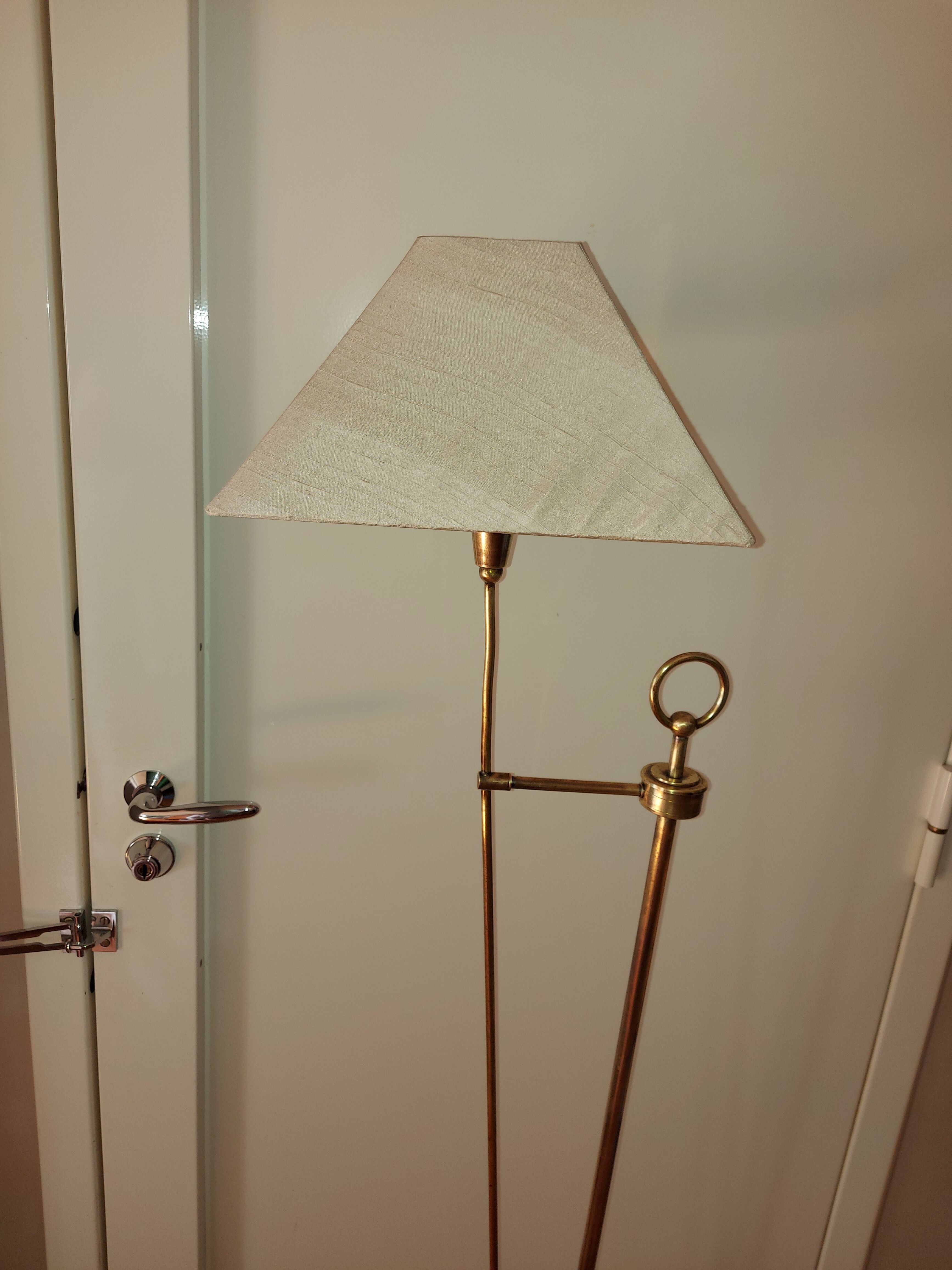 50'S lunel brass lamppost