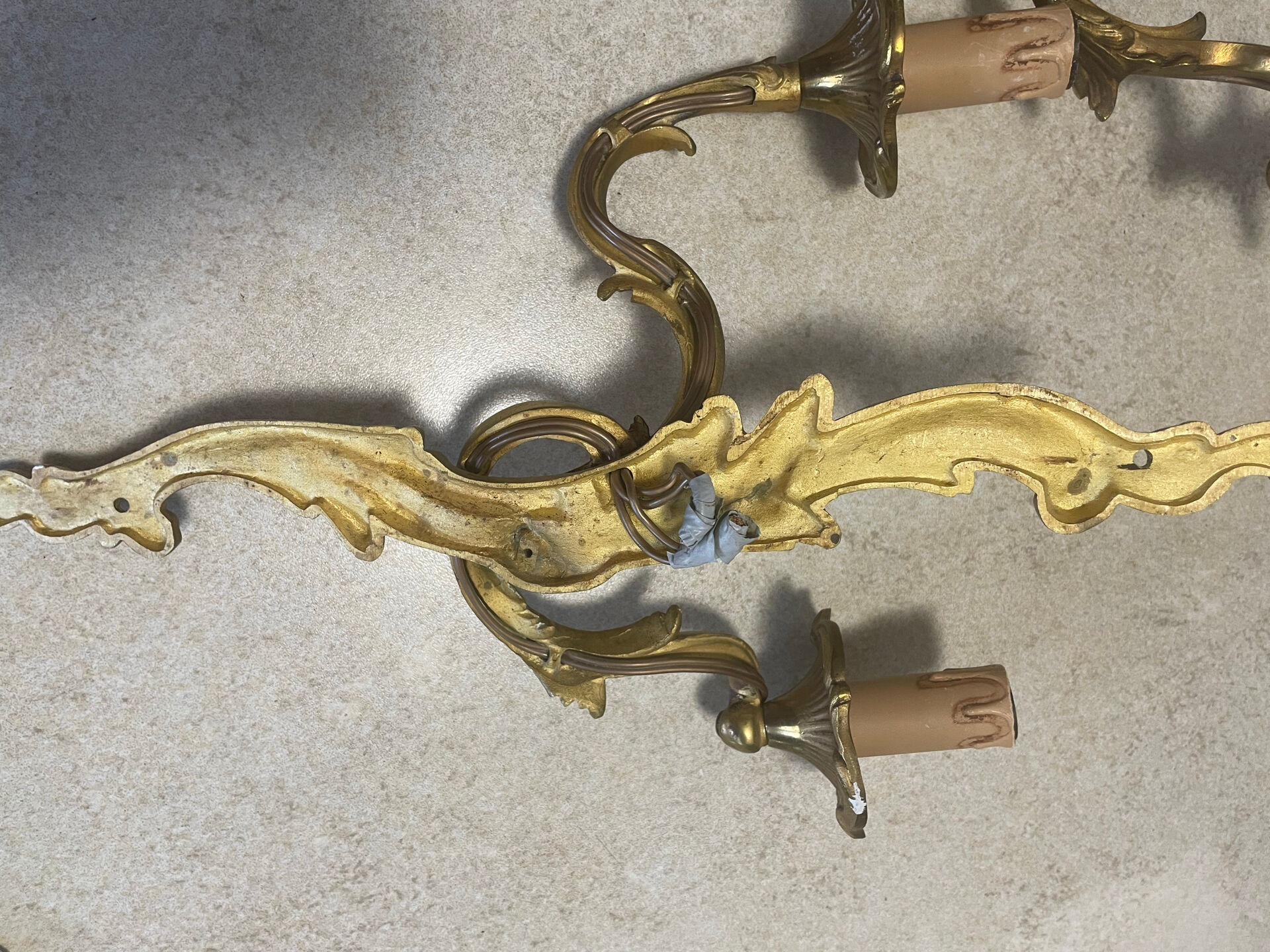 Set of 2 Louis XV bronze wall lights