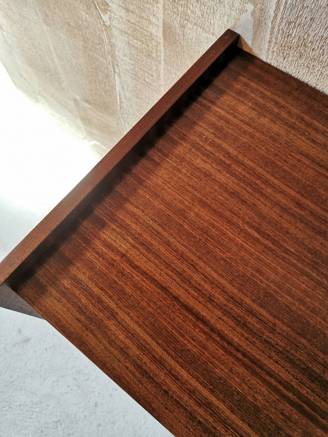 Vintage chest of drawers