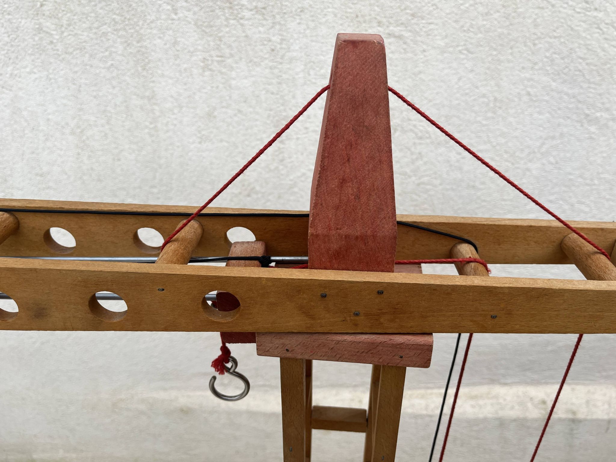 jouet grue en bois Déjou vintage années 60