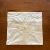 Taie d’oreiller ancienne brodée 71 x 76cm