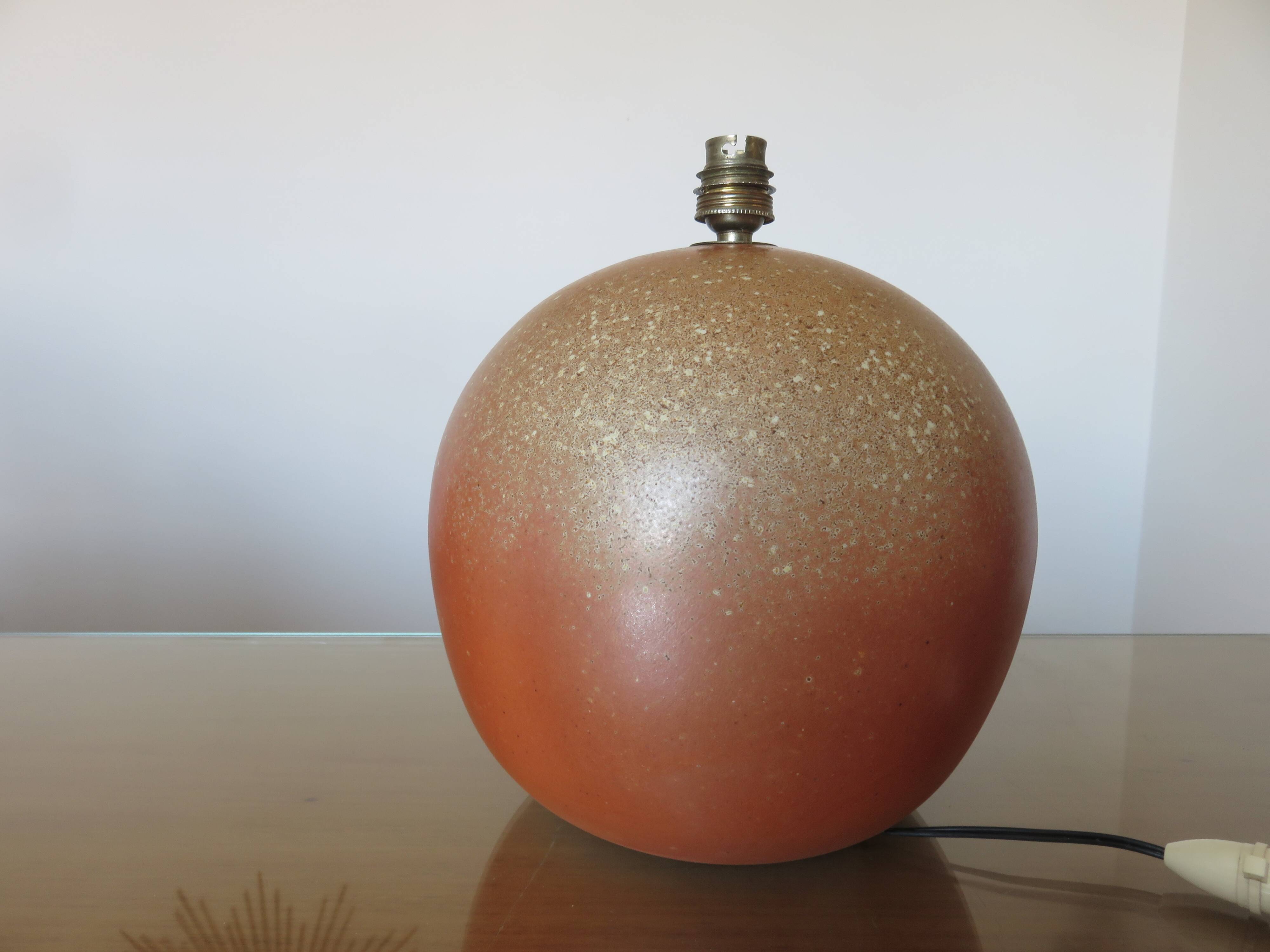 Ceramic ball lamp from the 1950s and 1960s.