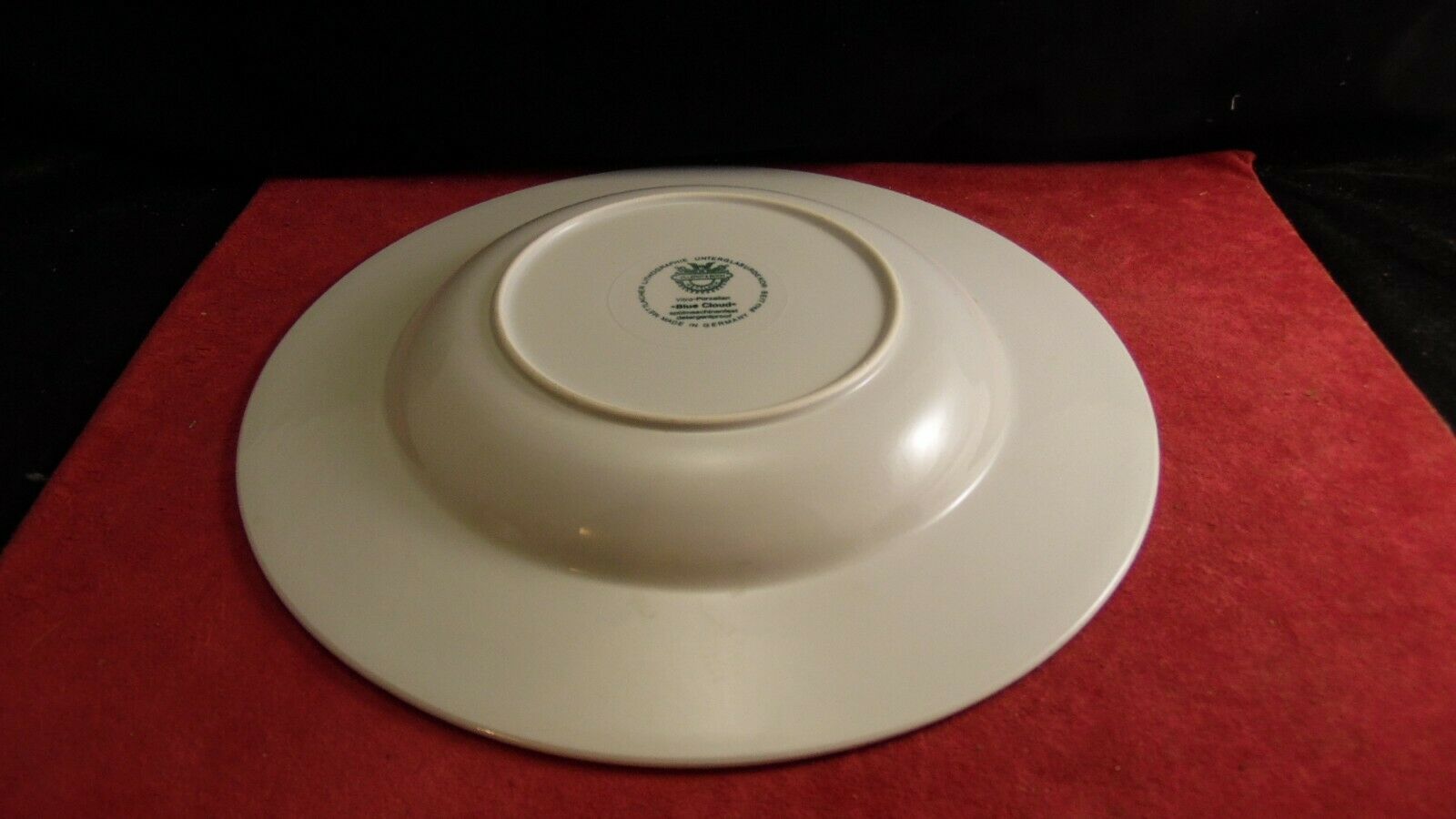 Villeroy and Boch Blue Cloud porcelain hollow round dish