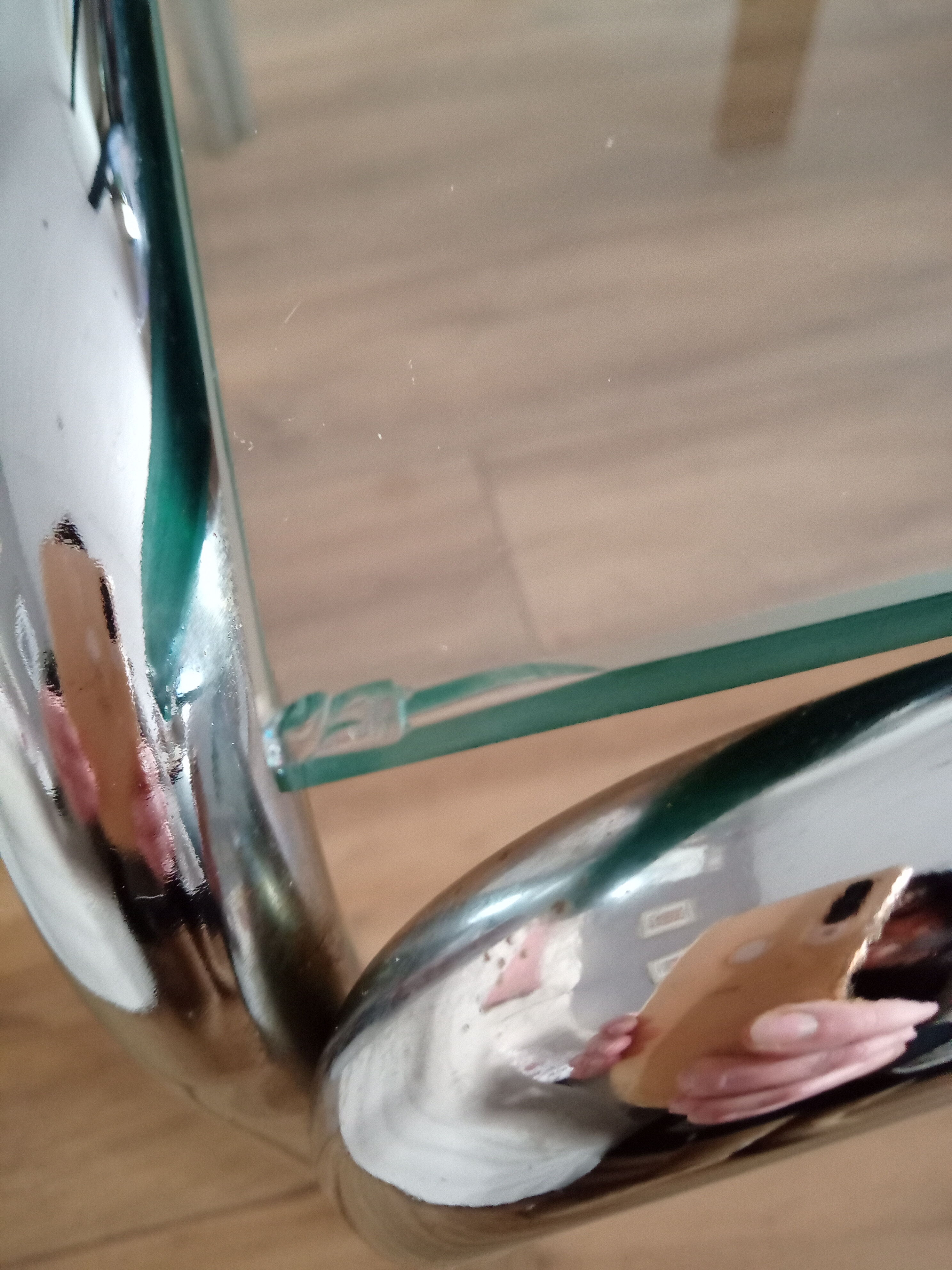 Table basse carrée vintage années 70 plateau en verre transparent et pieds chromé