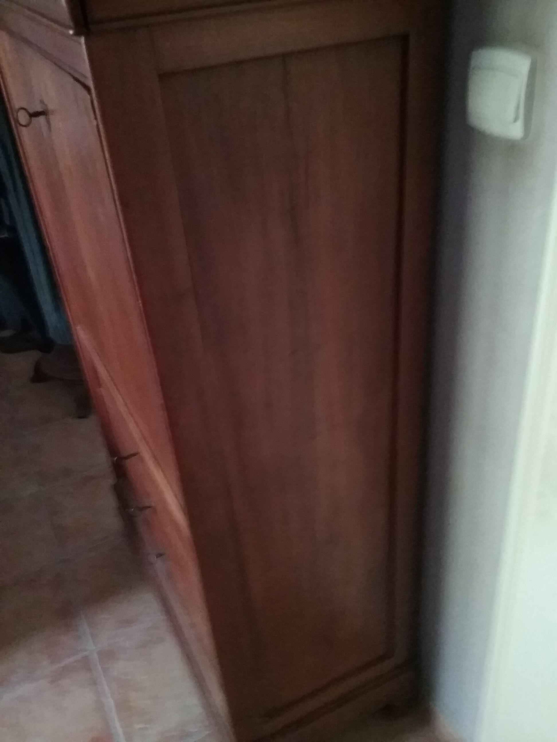 Secretary in cherry