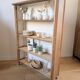 Étagère en bois rétro chic