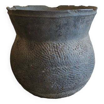African earthenware storage pot, 19th century