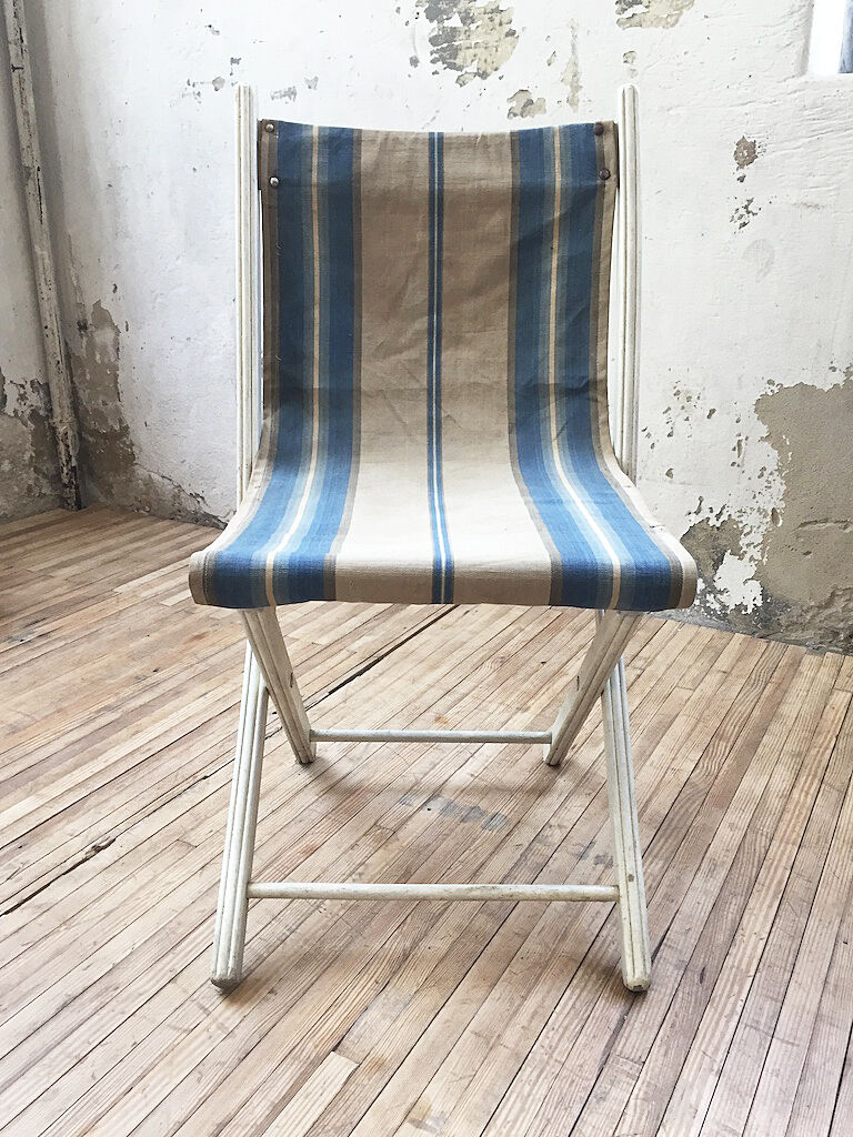 Folding garden chair
