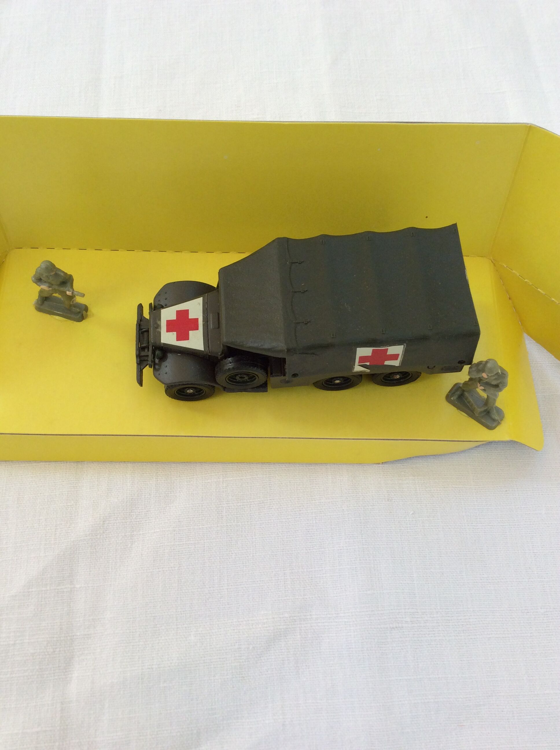 Ambulance dodge solido - 6024