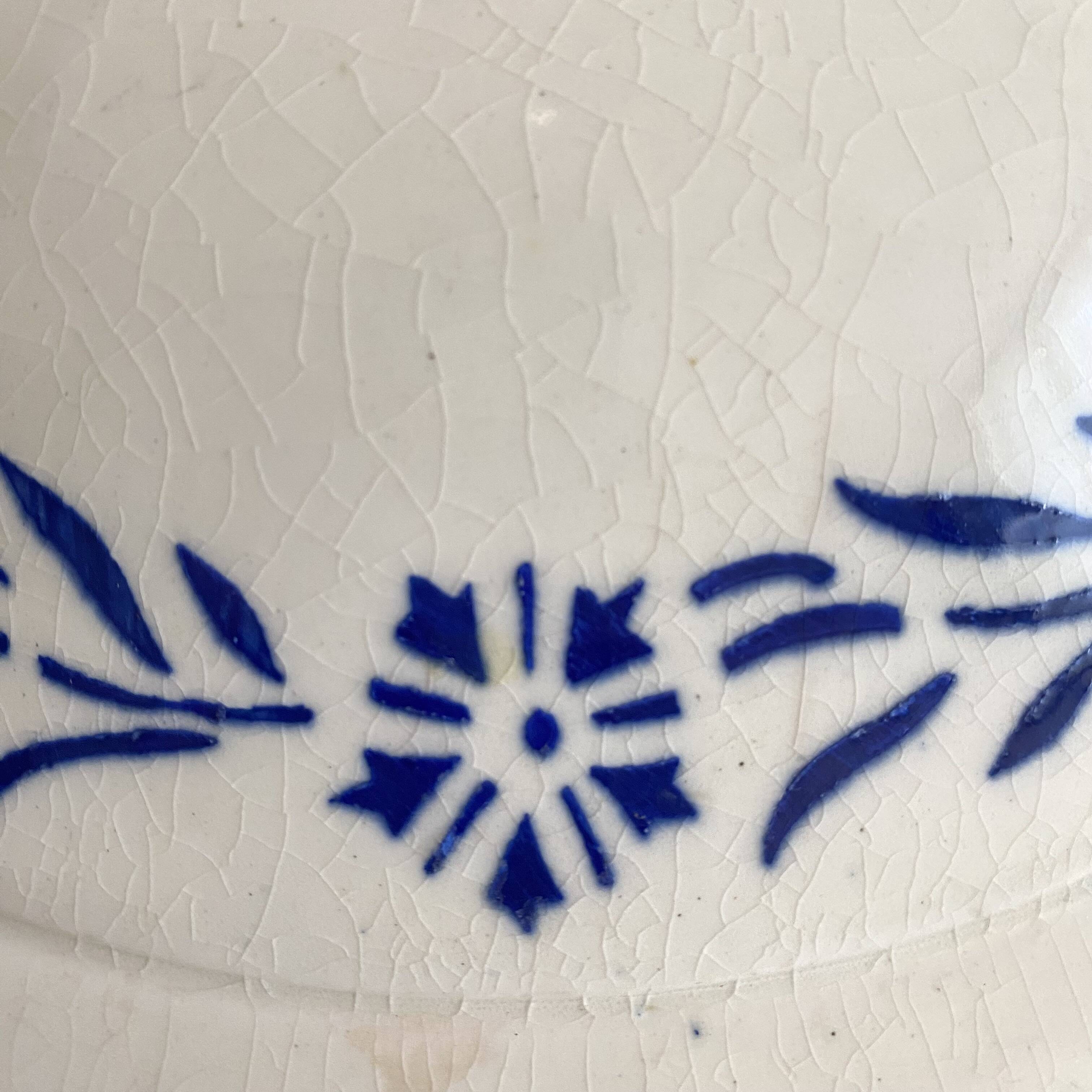 Grande soupière ancienne Sainte Uze