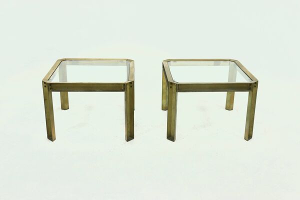 Ensemble de tables d'appoint ou tables basses en laiton et verre, modèle T09, par Peter Ghyczy, années 1970