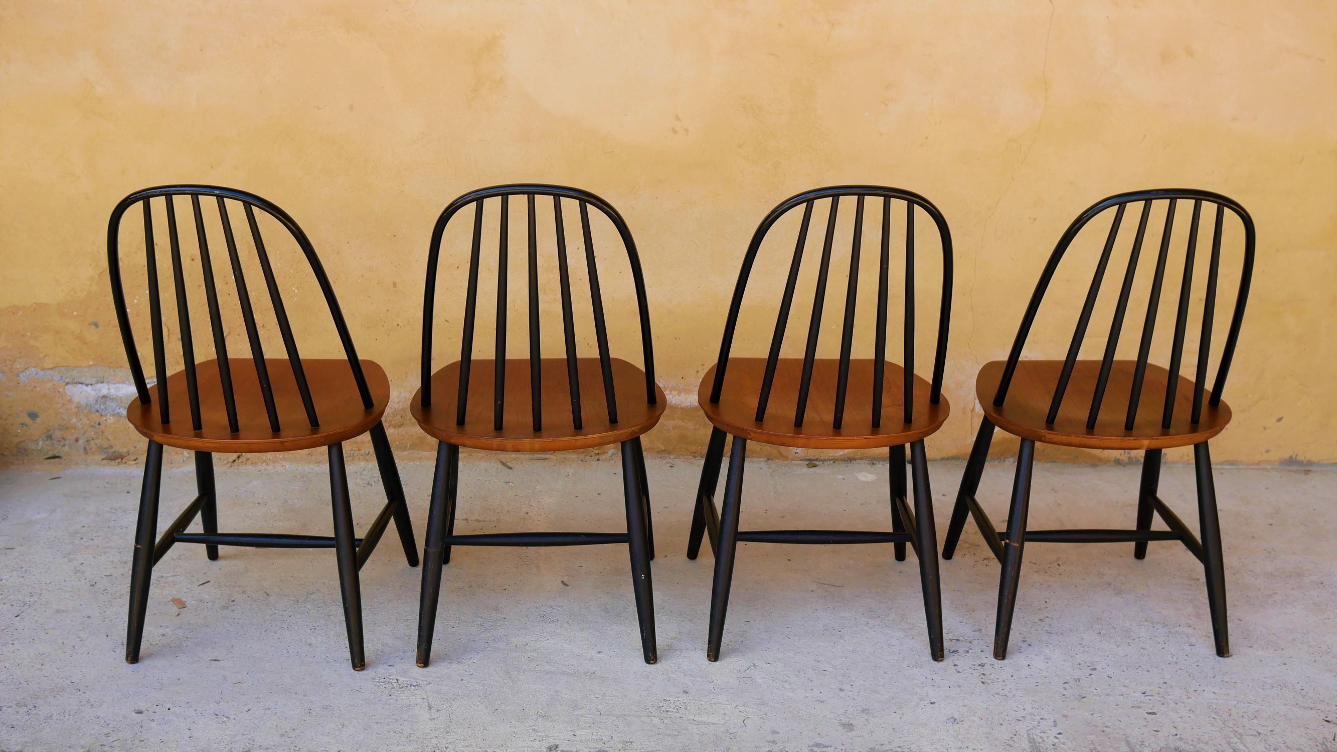Set of 4 chairs Scandinavian by Sven Erik Fryklund for Hagafors Stolfabrik