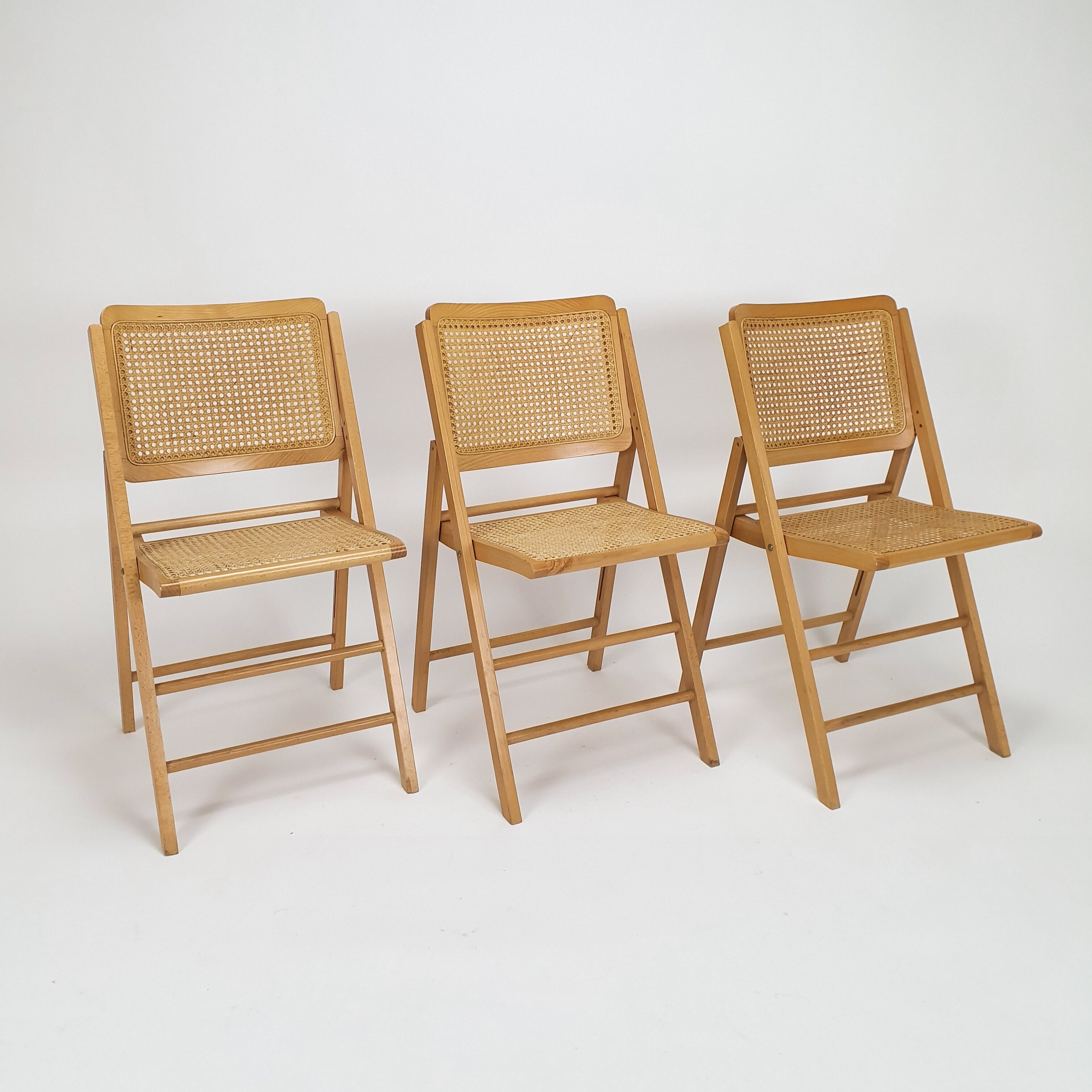 Set of 6 vintage birch and cane folding chairs, 1970s