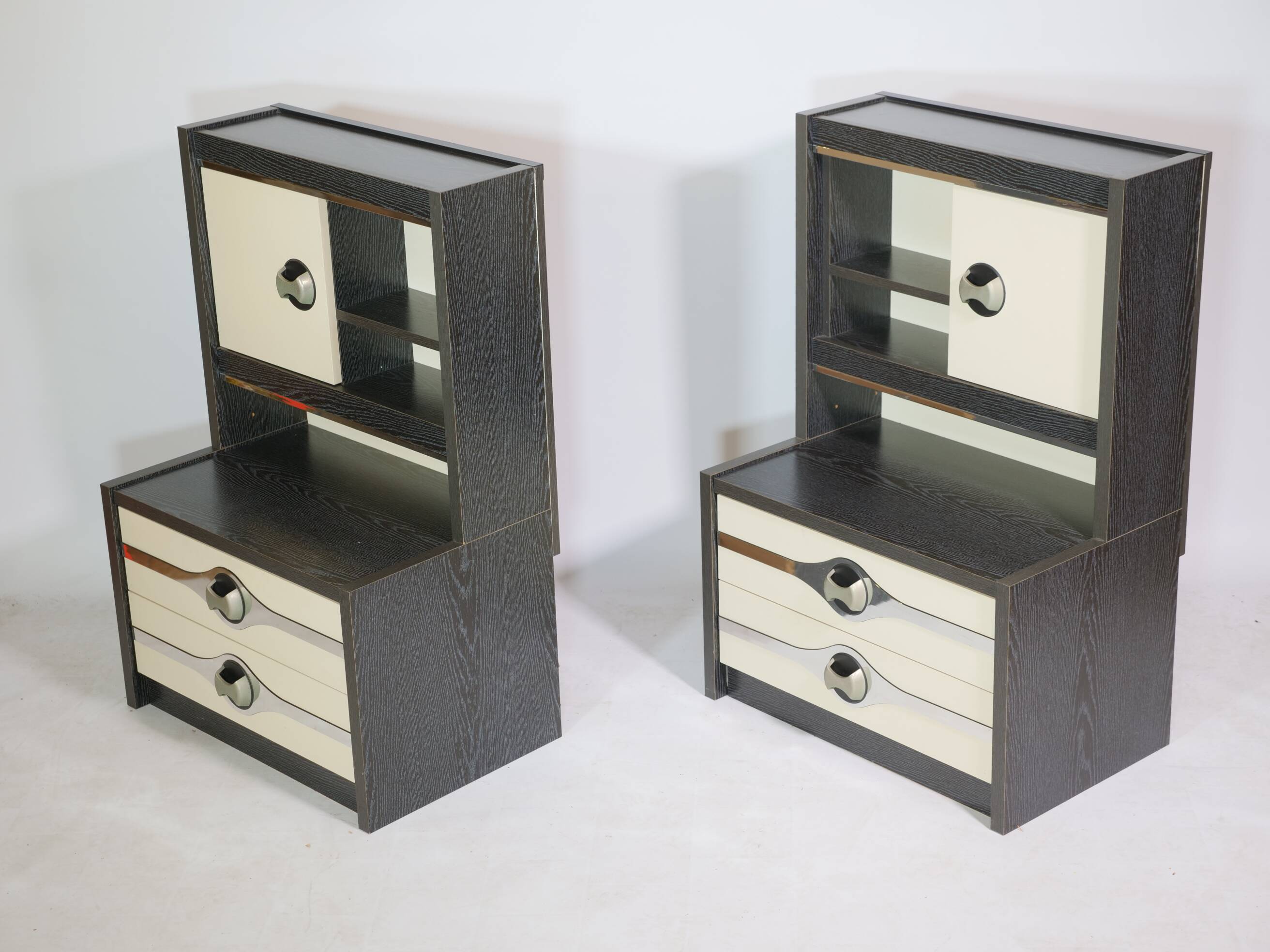 Modernist space age chest of drawers sideboard cabinet, 70s