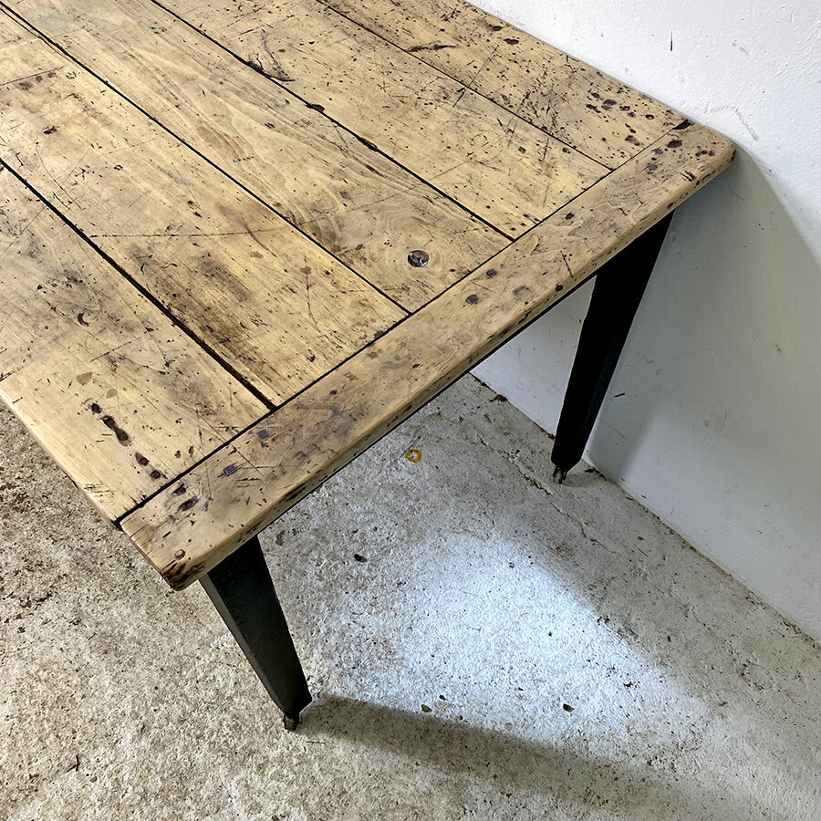 Farmhouse table