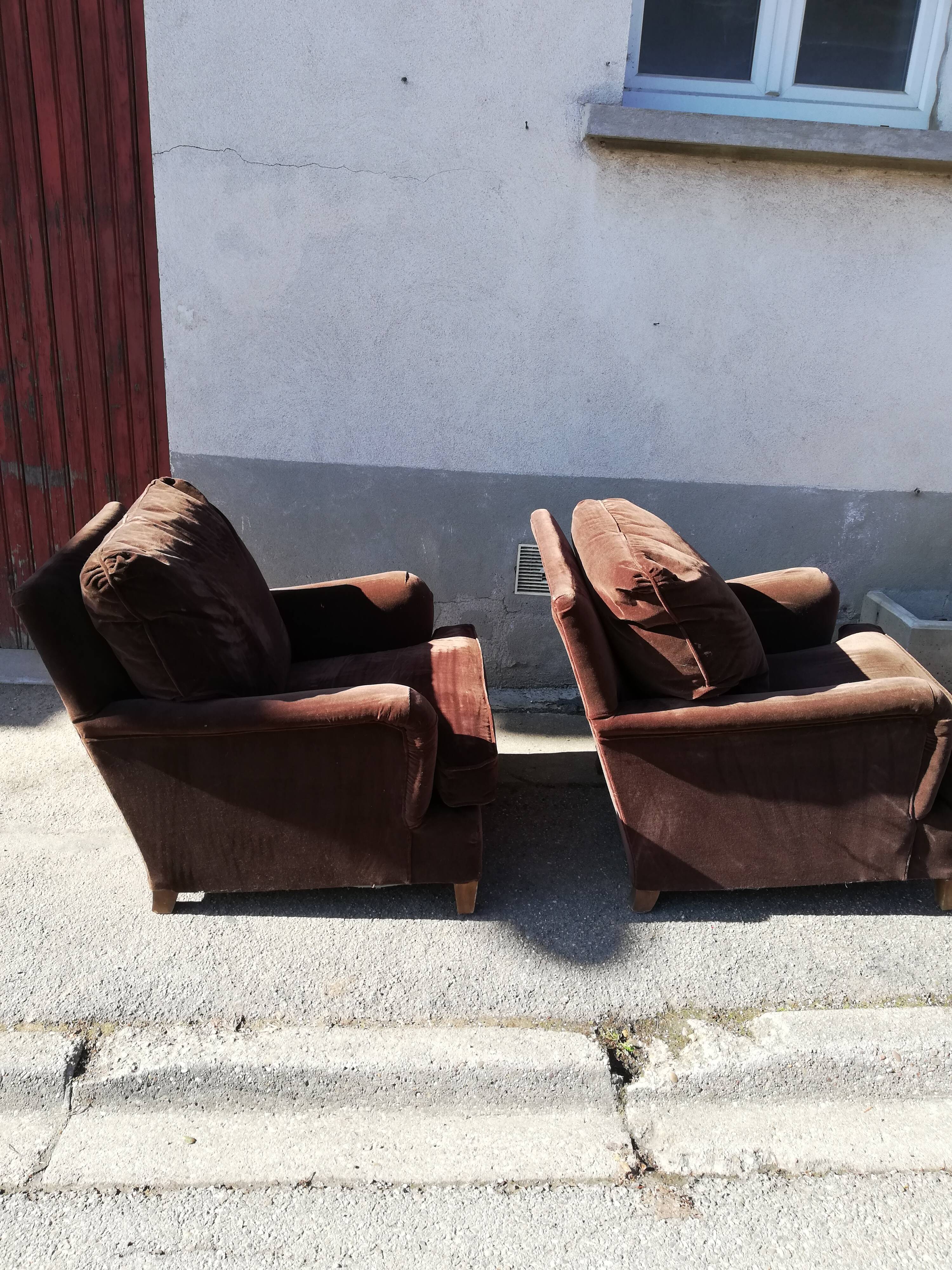 Pair of armchairs year 50 chocolate velvet
