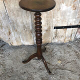 Fifth Door Pot Pot Tripod Wood turned Vintage