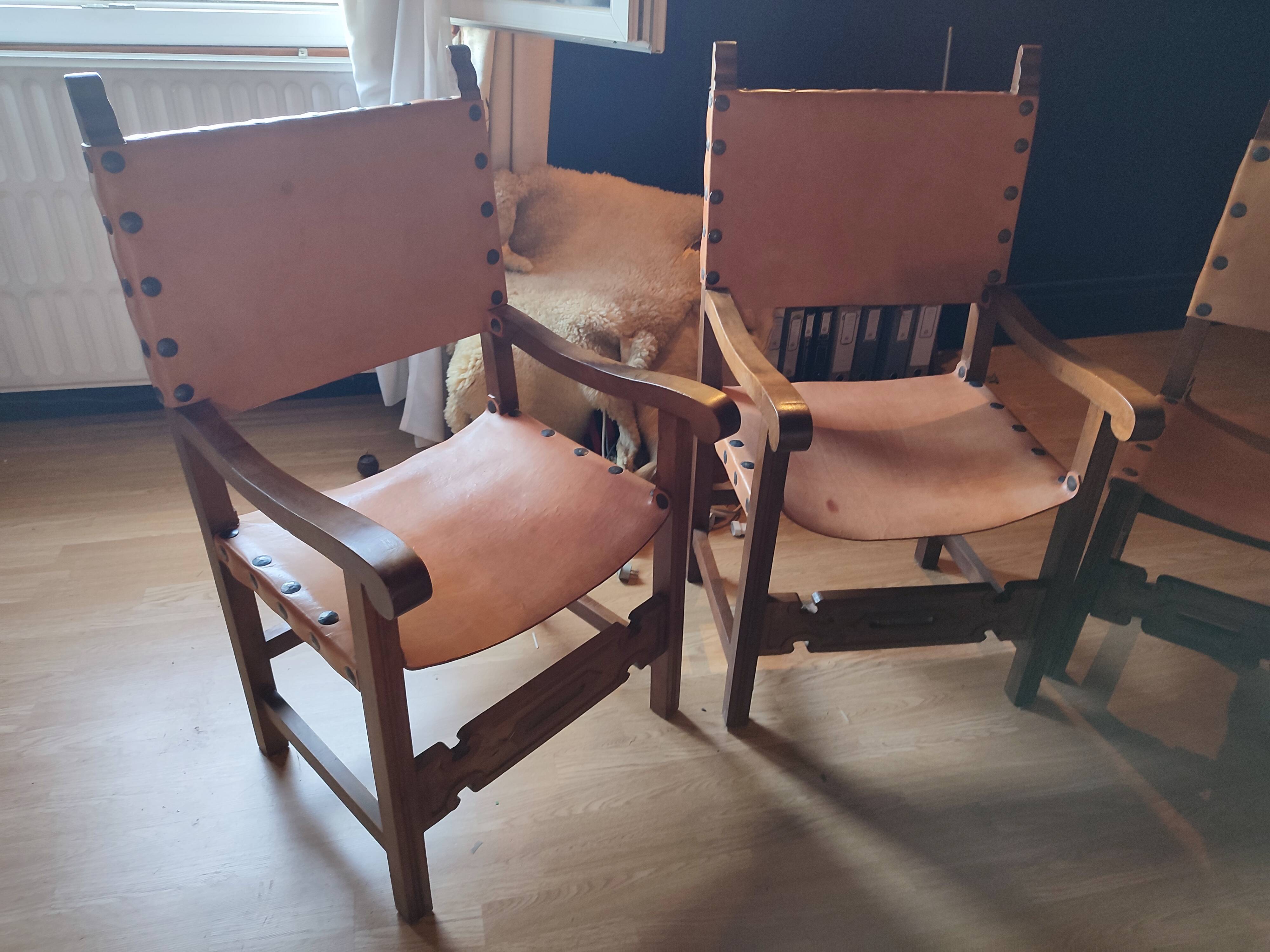 Catalan Spanish Medieval Gothic Leather Seated Armchair