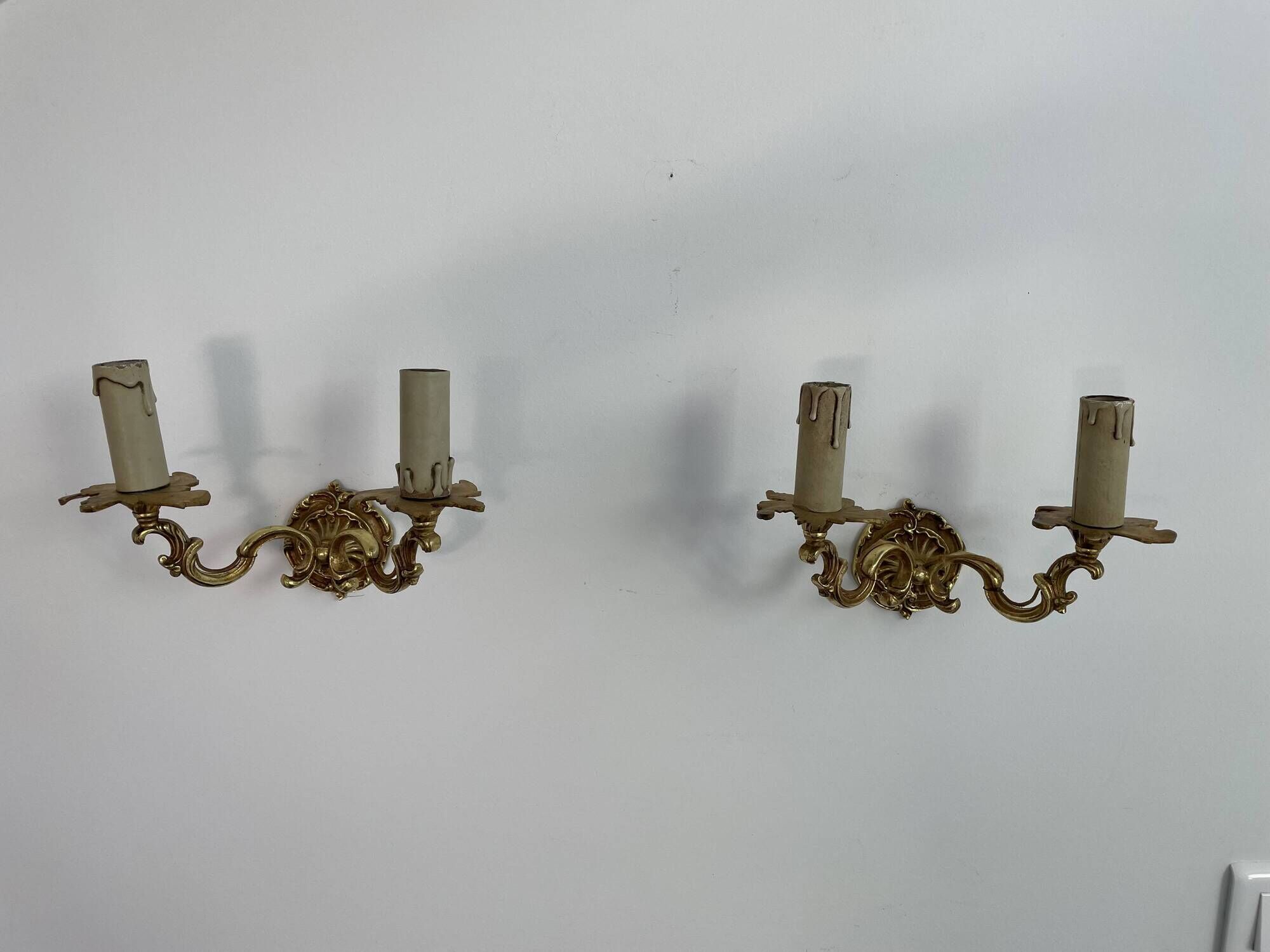 Pair of antique wall lamps in gilded metal - two lights - early XXth