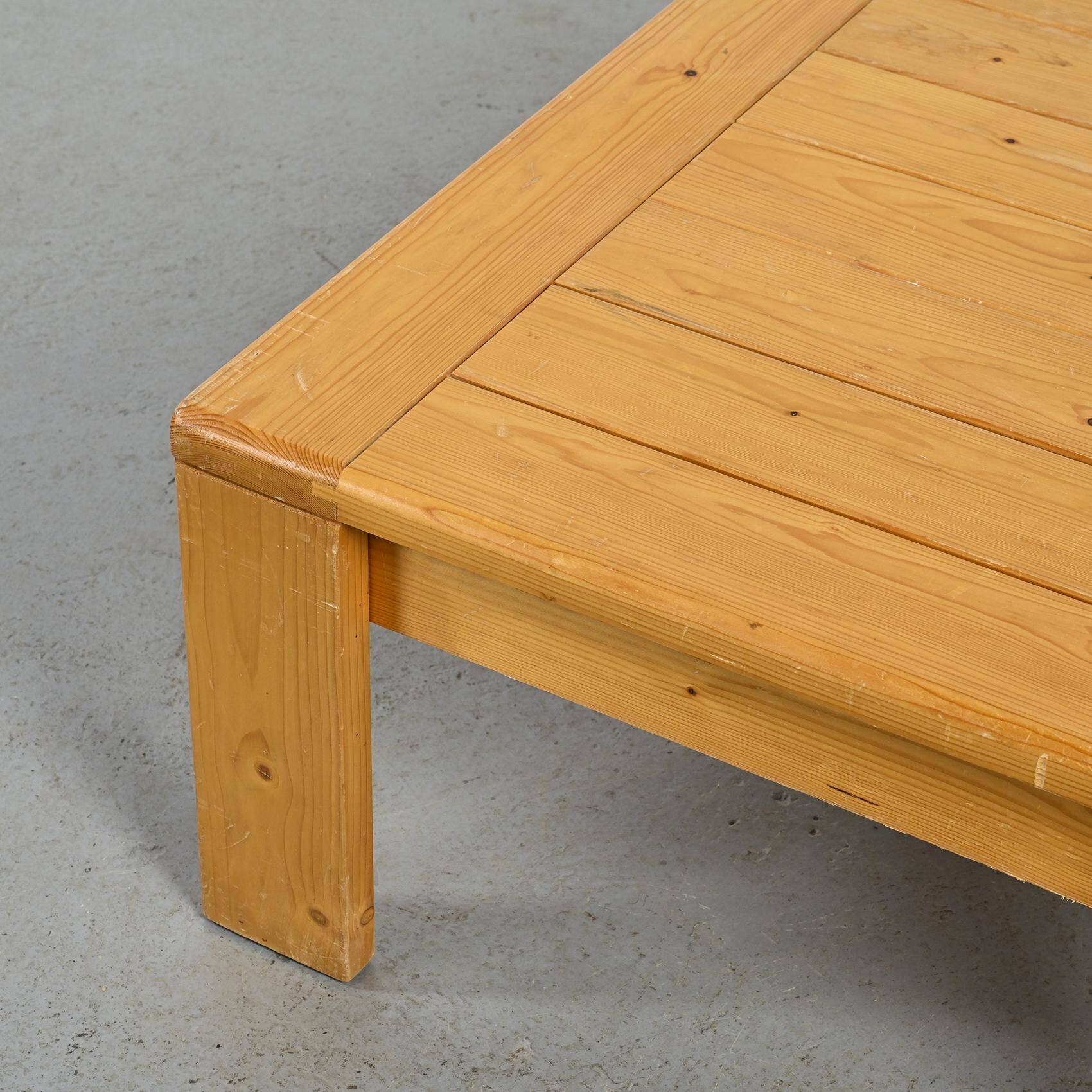 Solid pine coffee table, Les Arcs 1800.