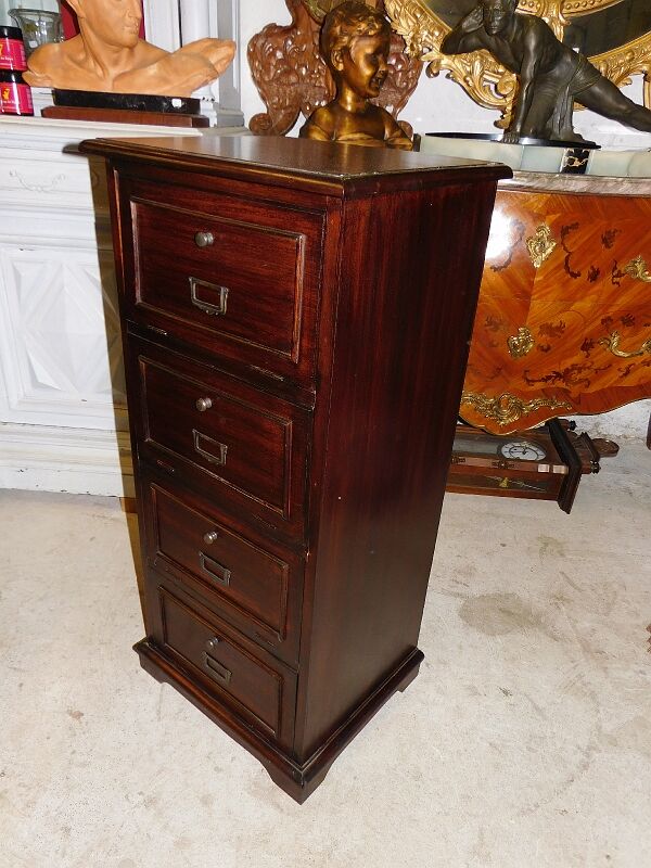 Classor has 4 massive mahogany cutters