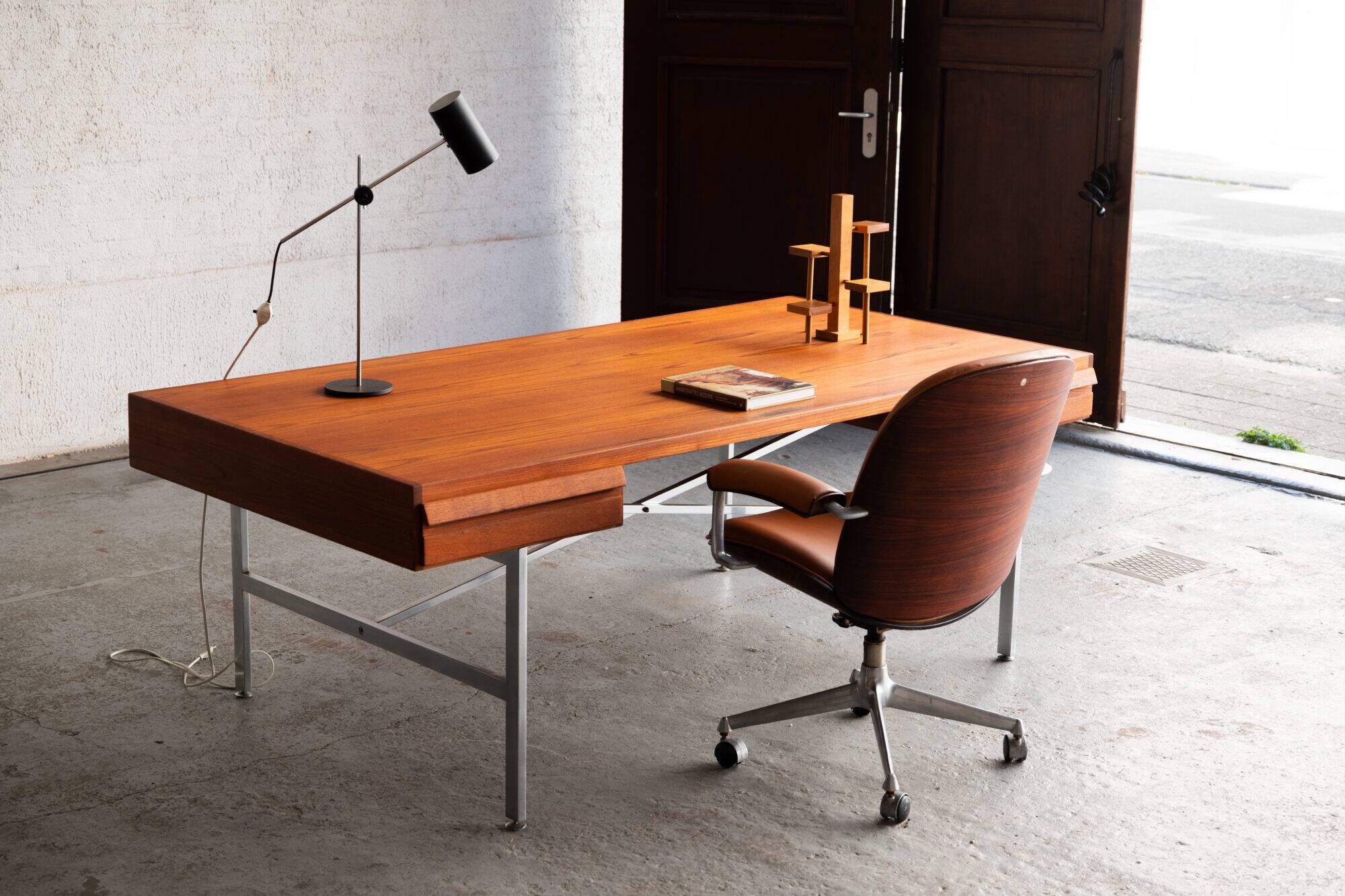 Writing desk by Illum Wikkelso