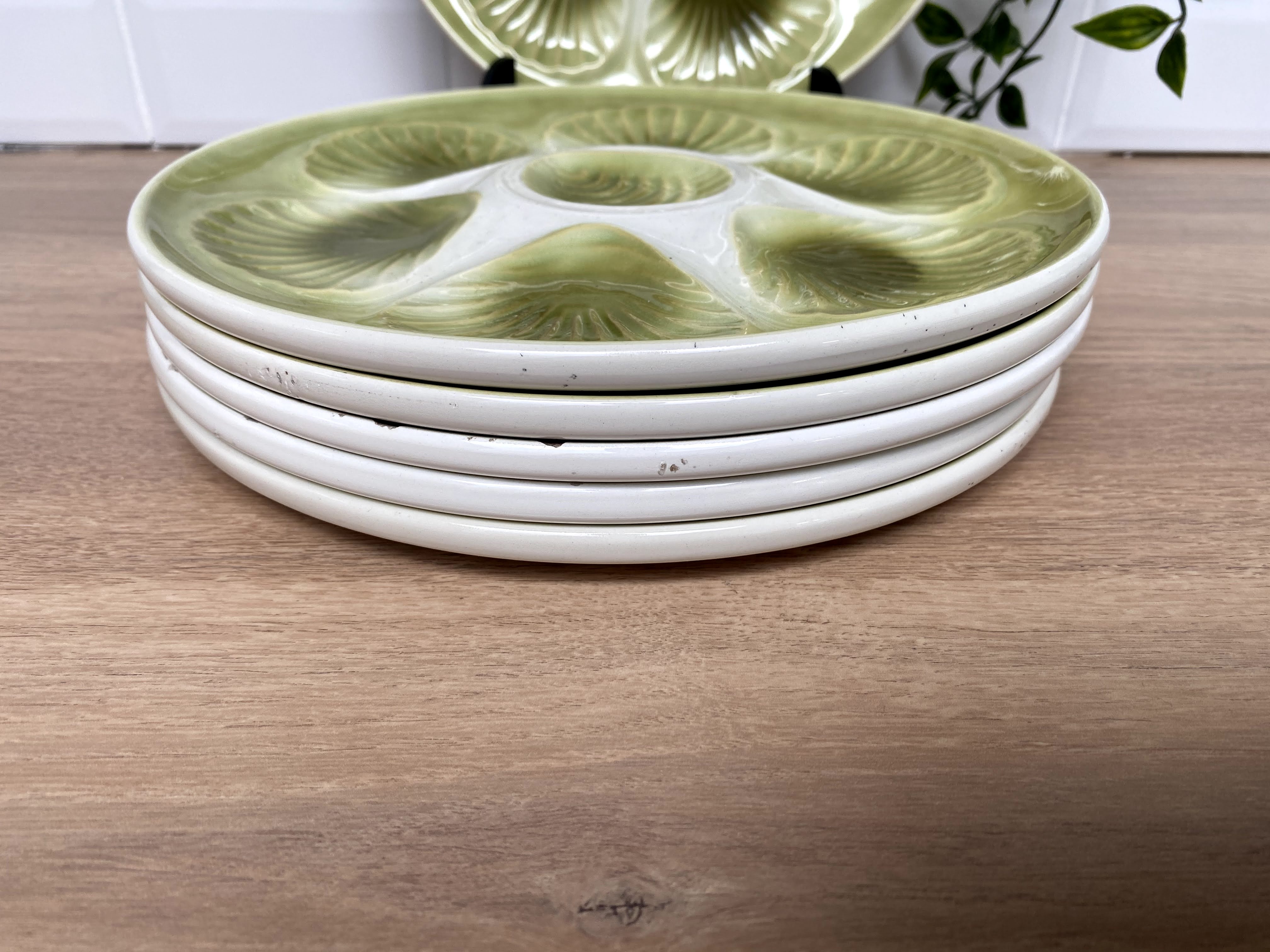 Set of 6 oyster plates in Earthenware Mill of Wolves