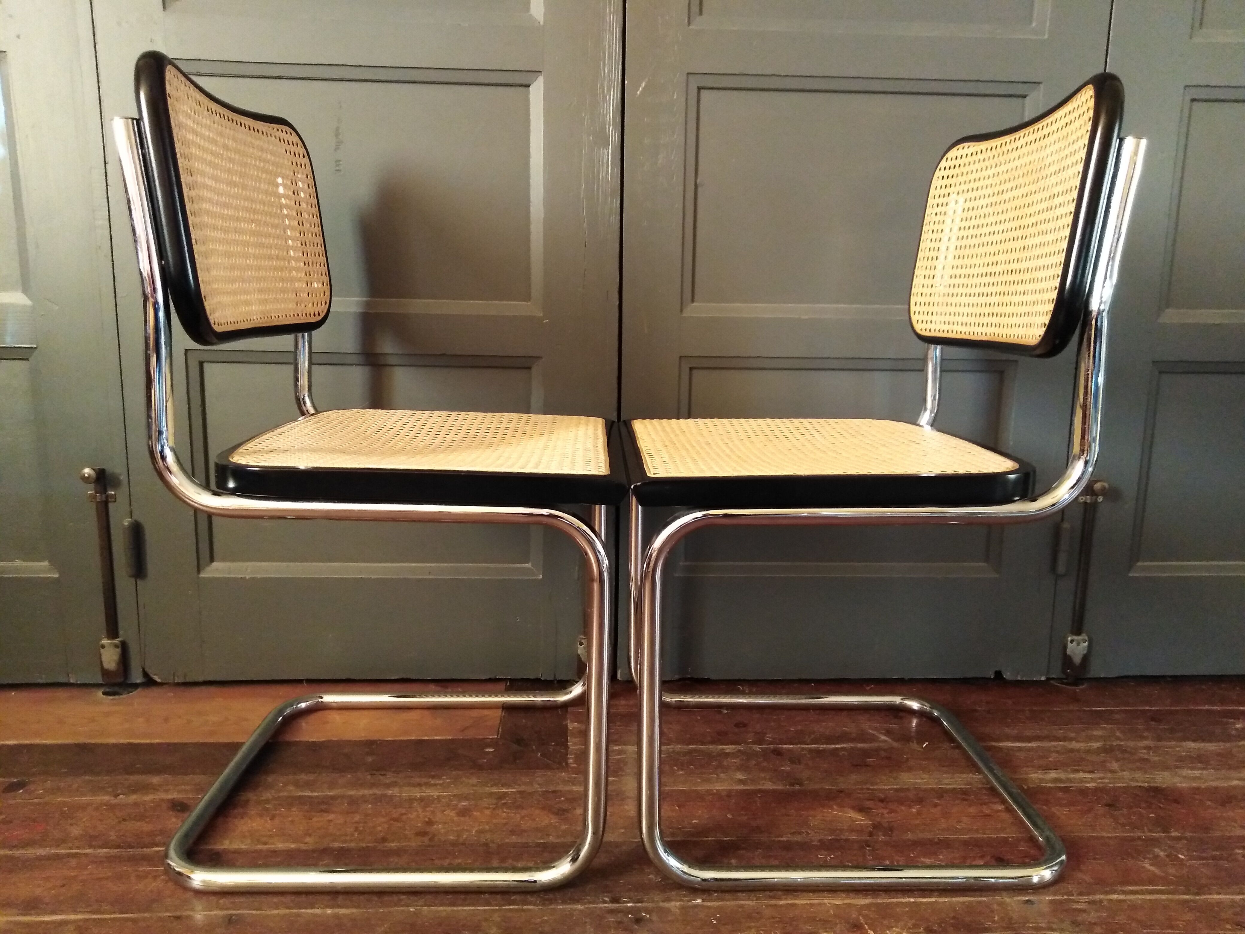 2 chairs Marcel Breuer B32 Cesca 1970