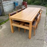6 wooden and leatherette chairs