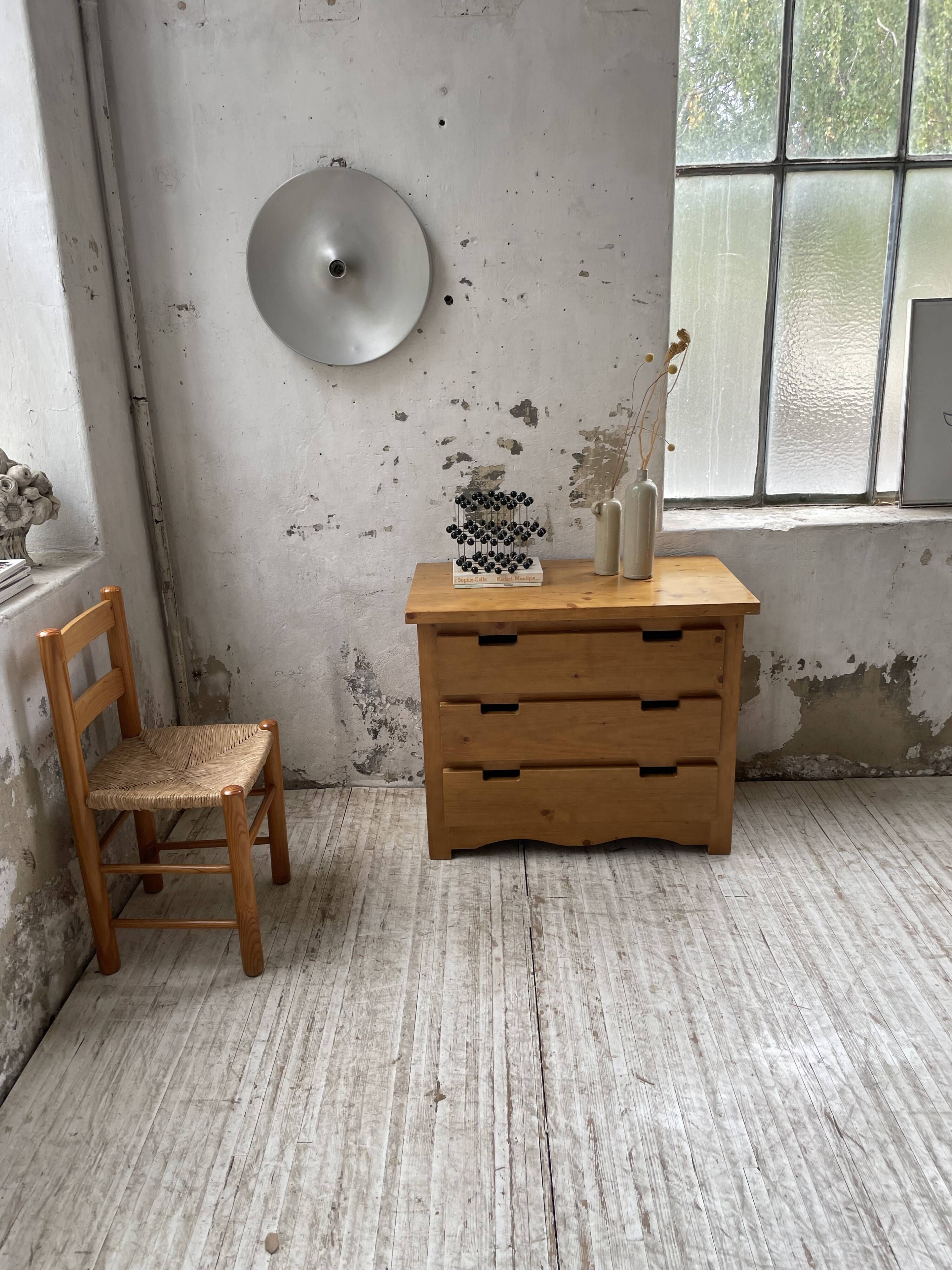 80s pine chest of drawers, mountain furniture