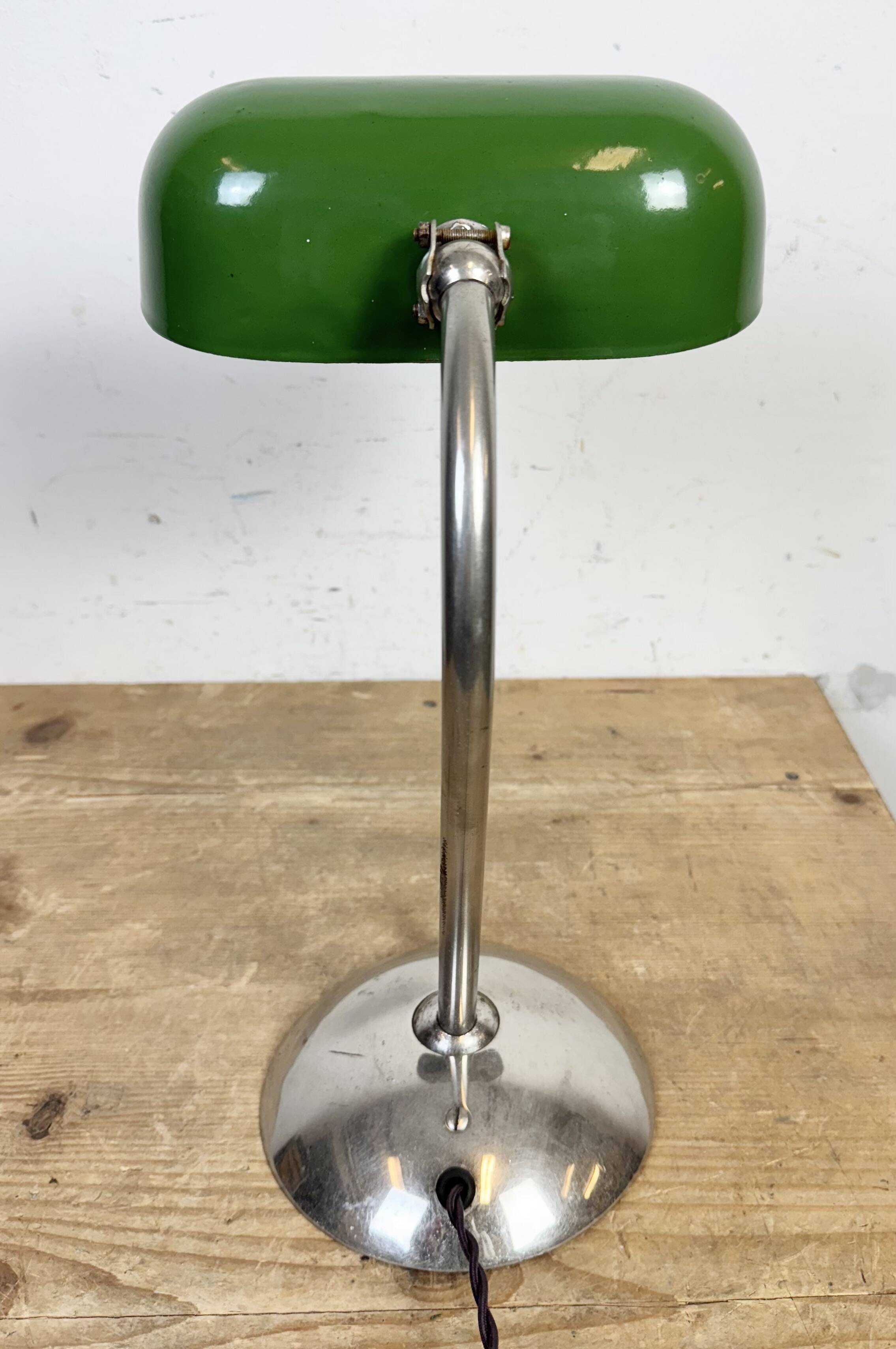 Vintage Green Enamel Bankers Table Lamp, 1950s