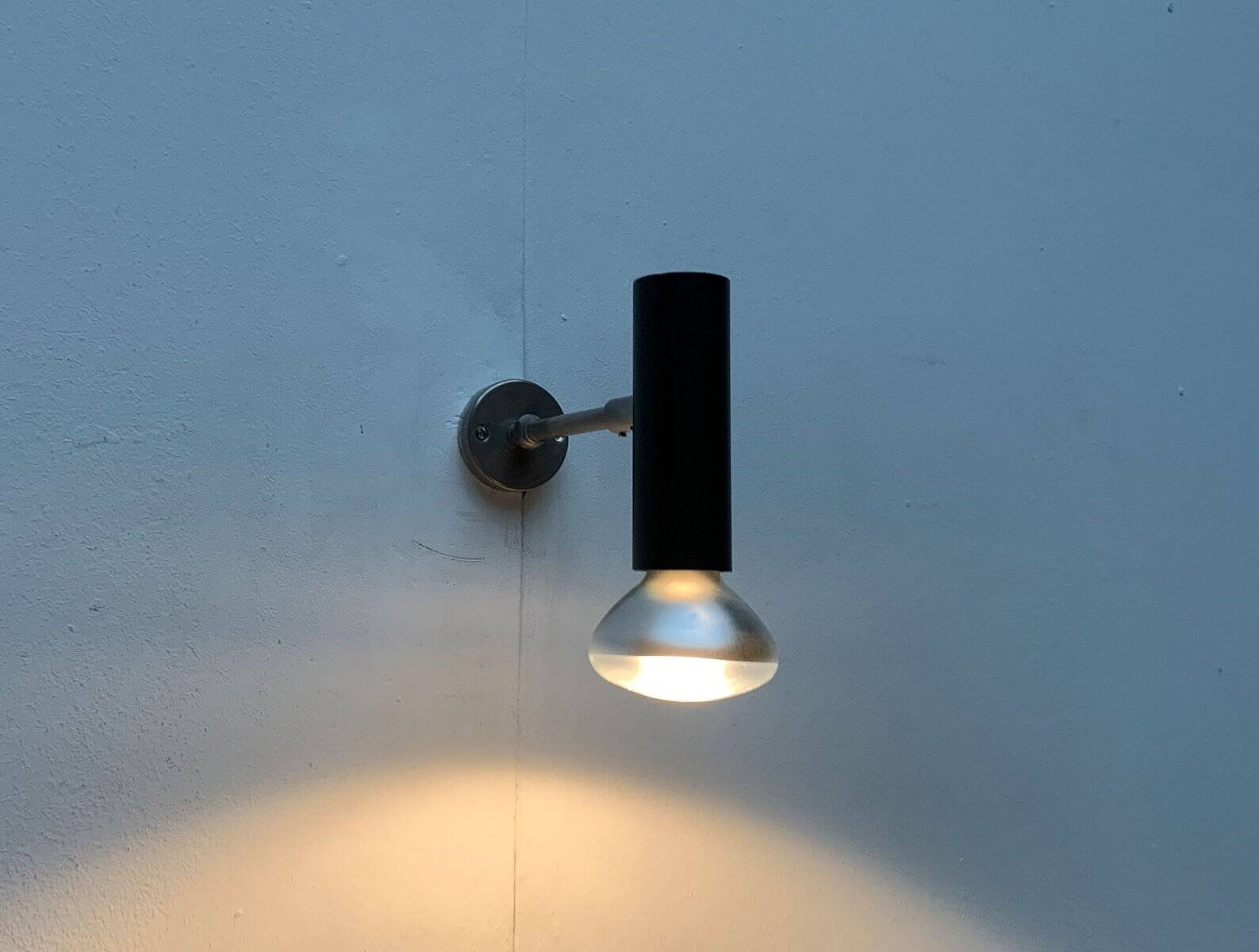 Mid-Century German Minimalist Wall Lamp from Beisl, 1960s