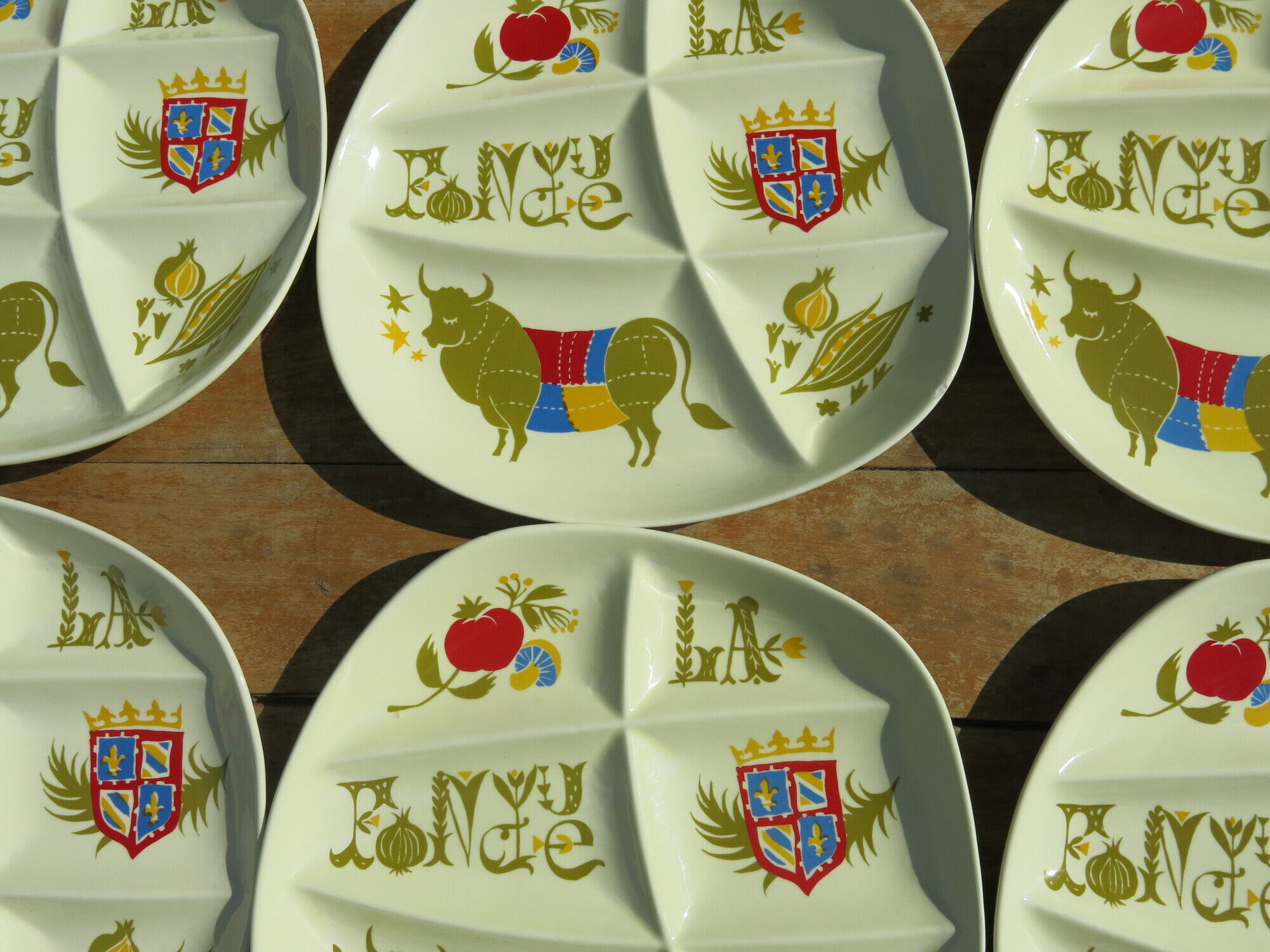 6 vintage fondue plates from the manufacture Salins les bains