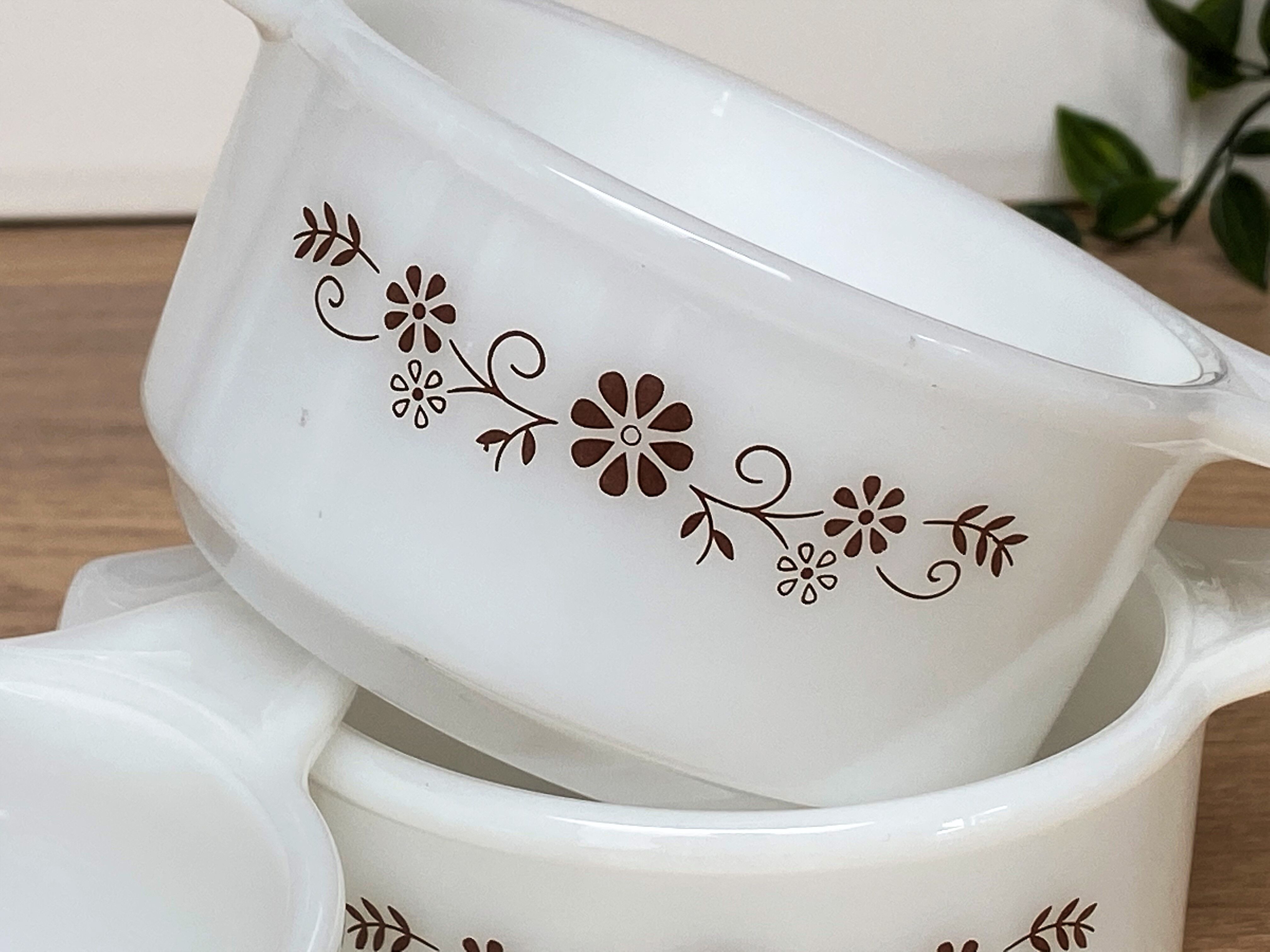 3 bowls, Pyr-o-rey ramekins