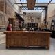 Buffet brutaliste en vieux sapin