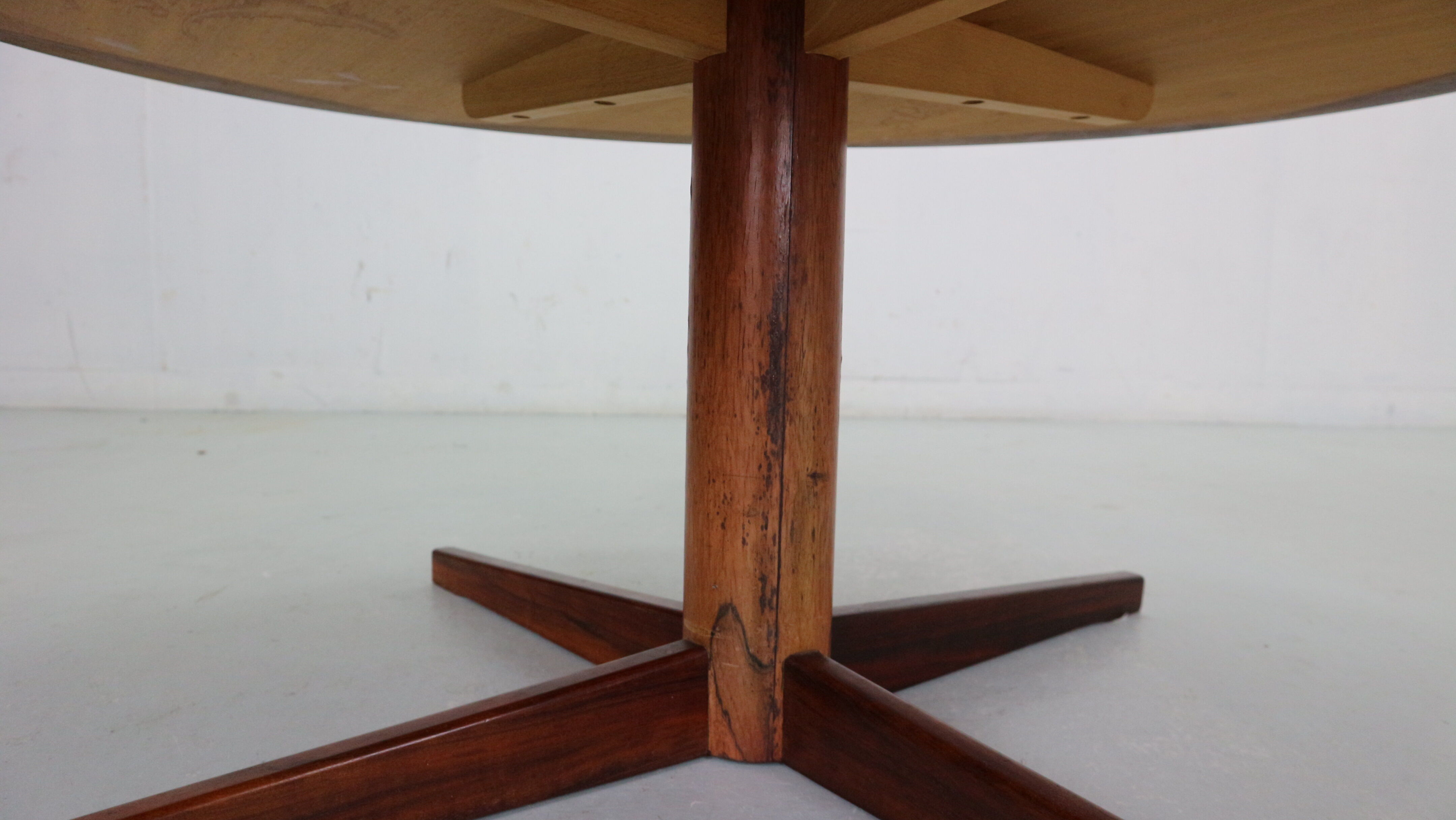 Mid century modern  round rosewood coffee table, 1960s denmark