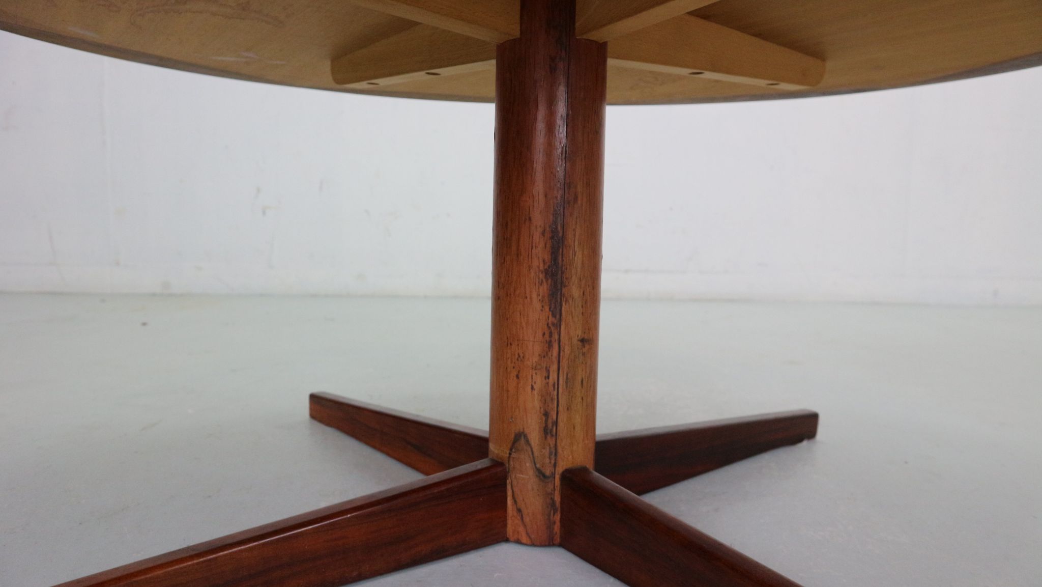 Mid century modern  round rosewood coffee table, 1960s denmark