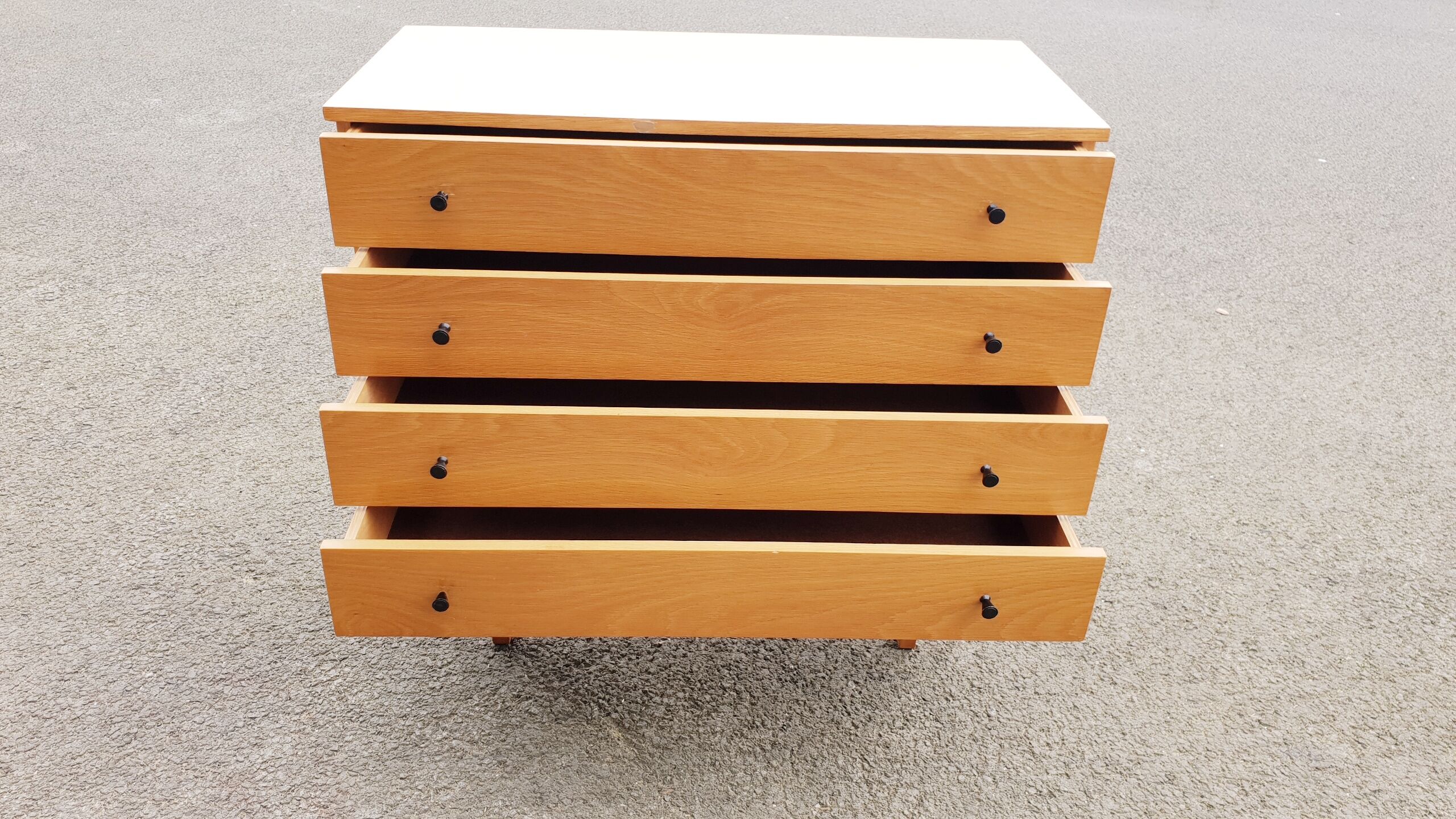 Vintage chest of drawers