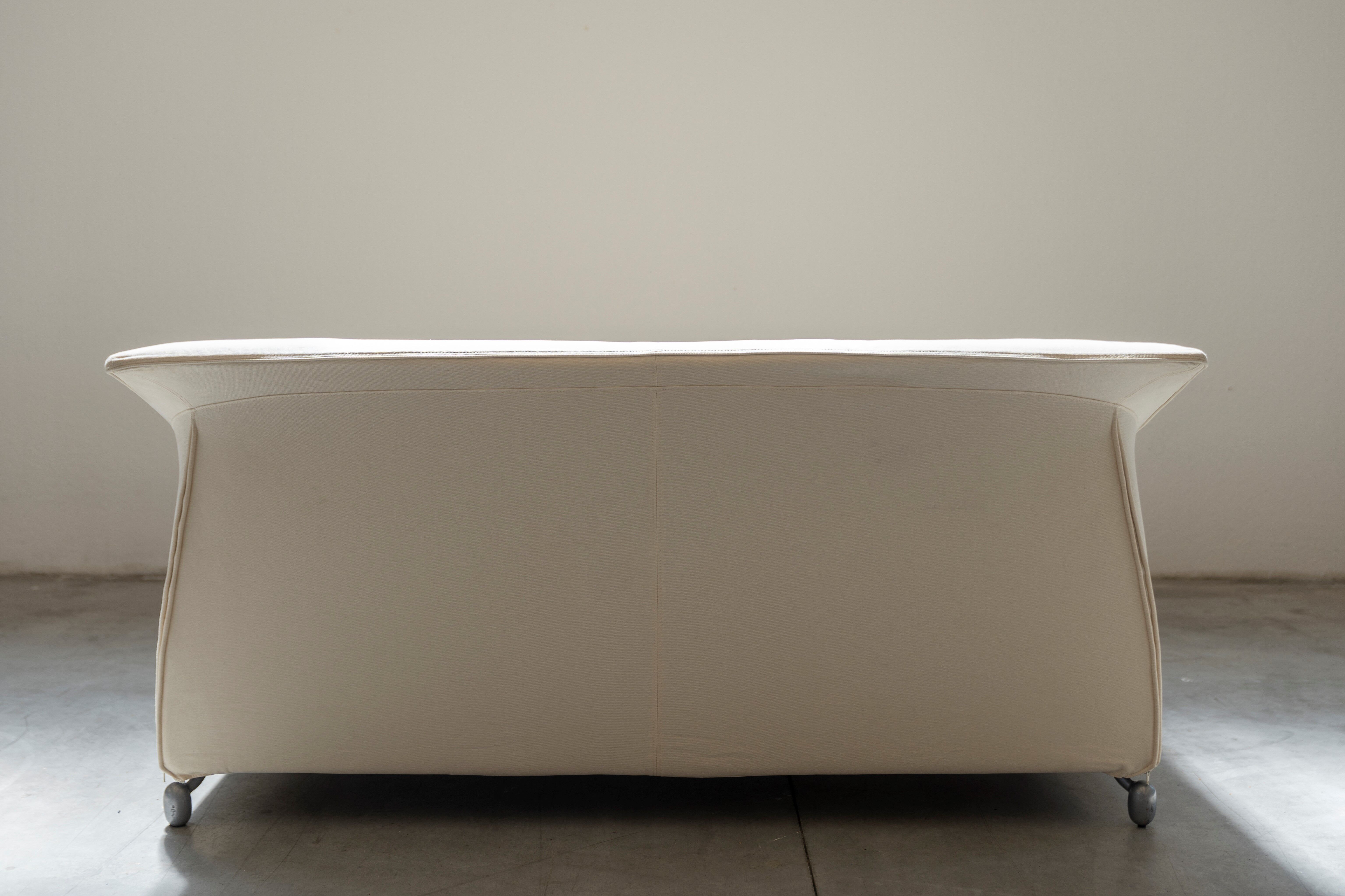 White sofa 2 places Molteni