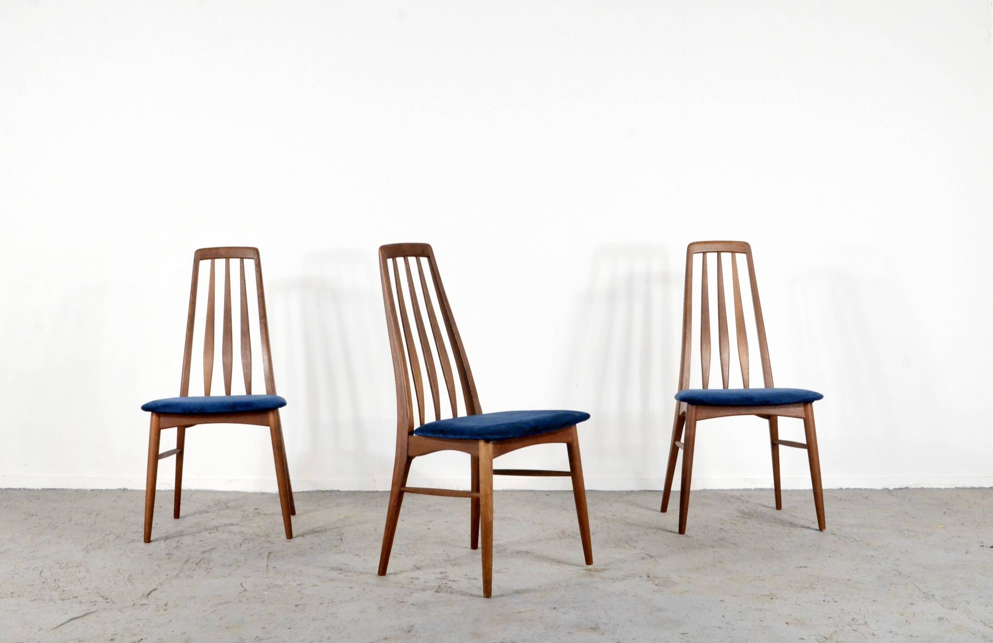 Page 1 sur 12 Chaises Eva Midcentury par Neils Koefoed du Danemark en teck e