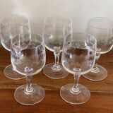5 glasses with crystal legs decoration flowers