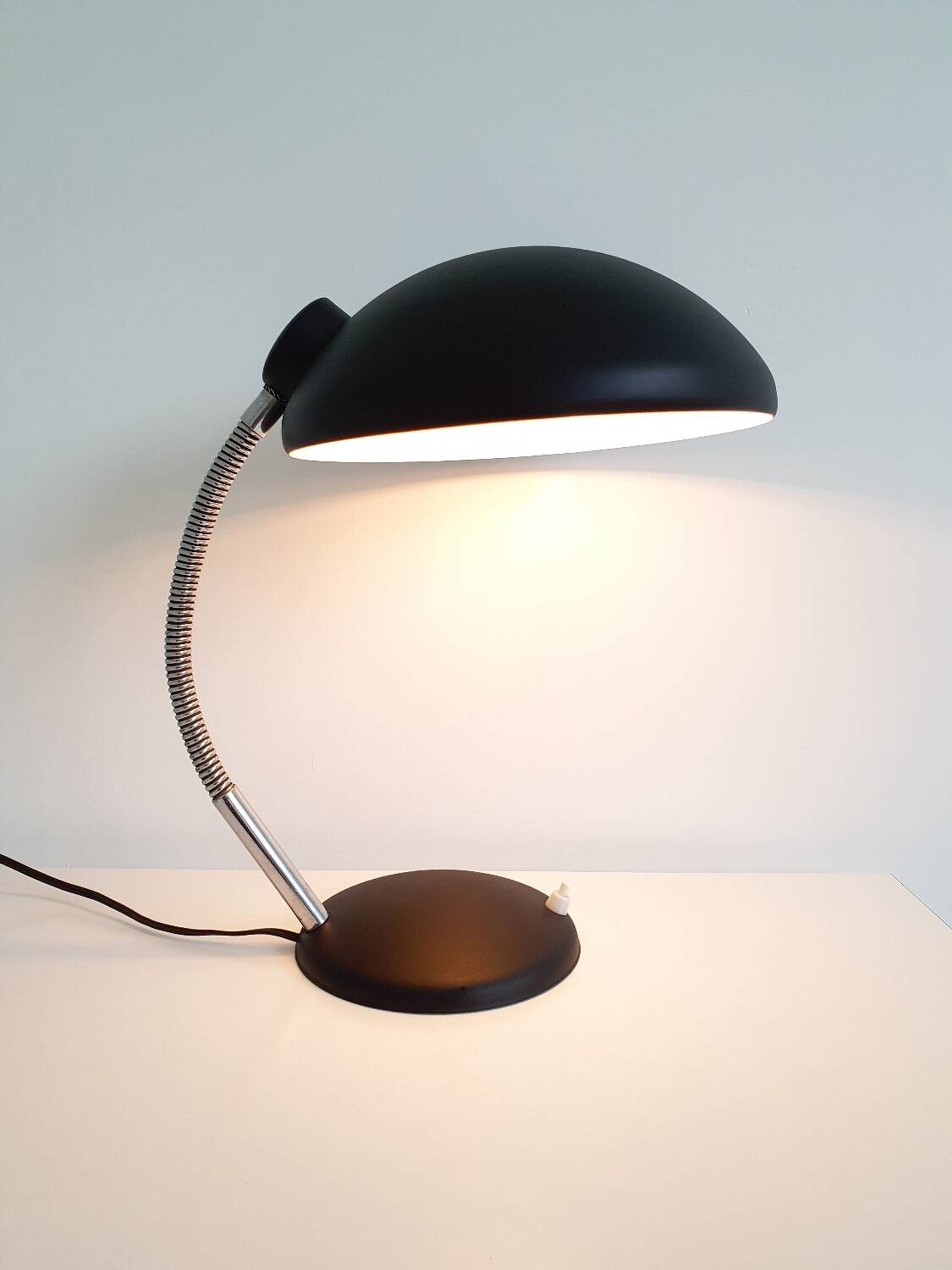 Lampe de table du milieu du siècle