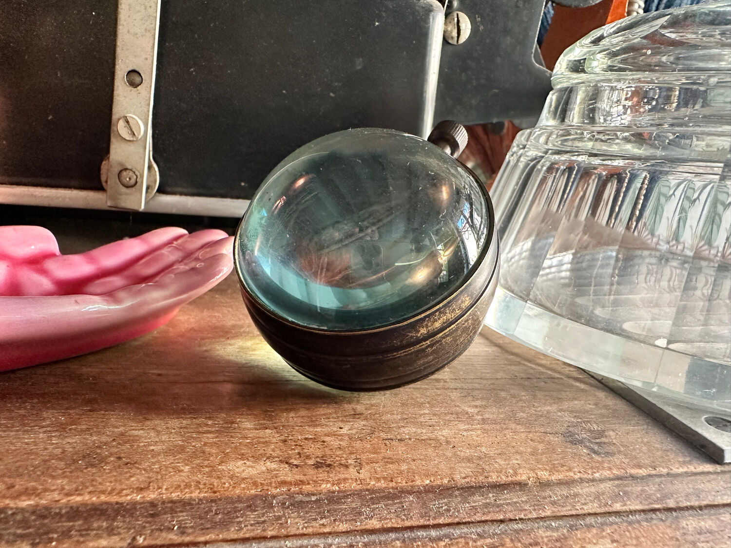 Convex table clock double-sided pink of the winds