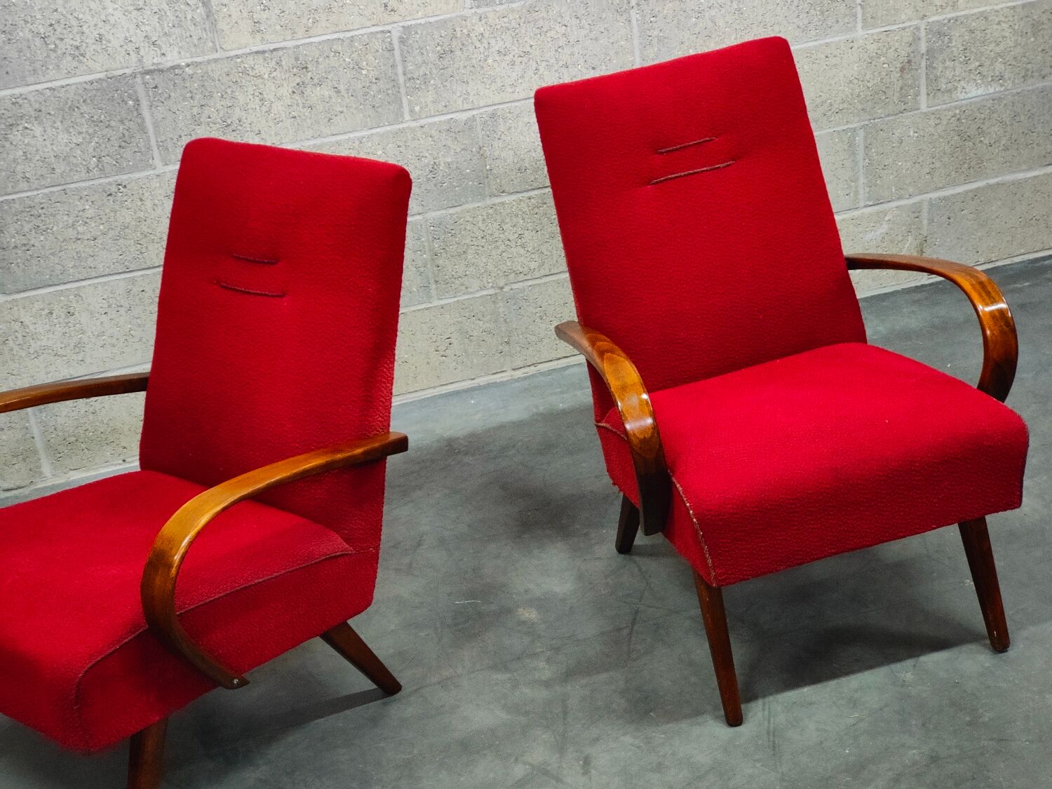 Pair of armchairs 6952 by Jaroslav Smidek for Ton, ex Czechoslovakia