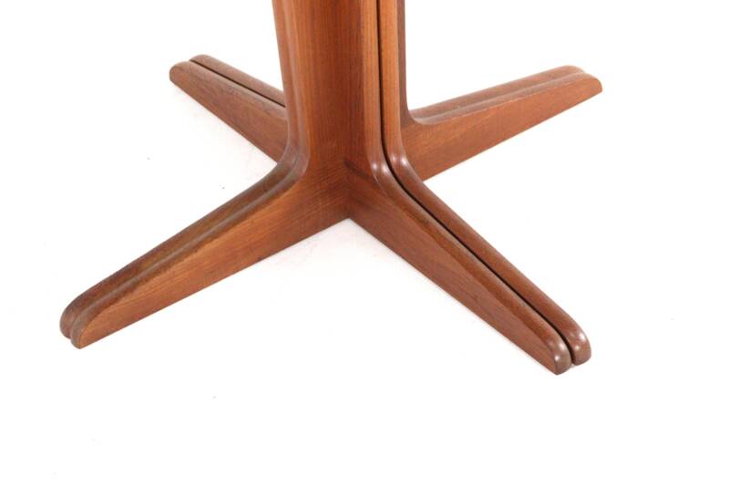 Round 3x extendable dining table 'Hampen' - danish teak mid century modern