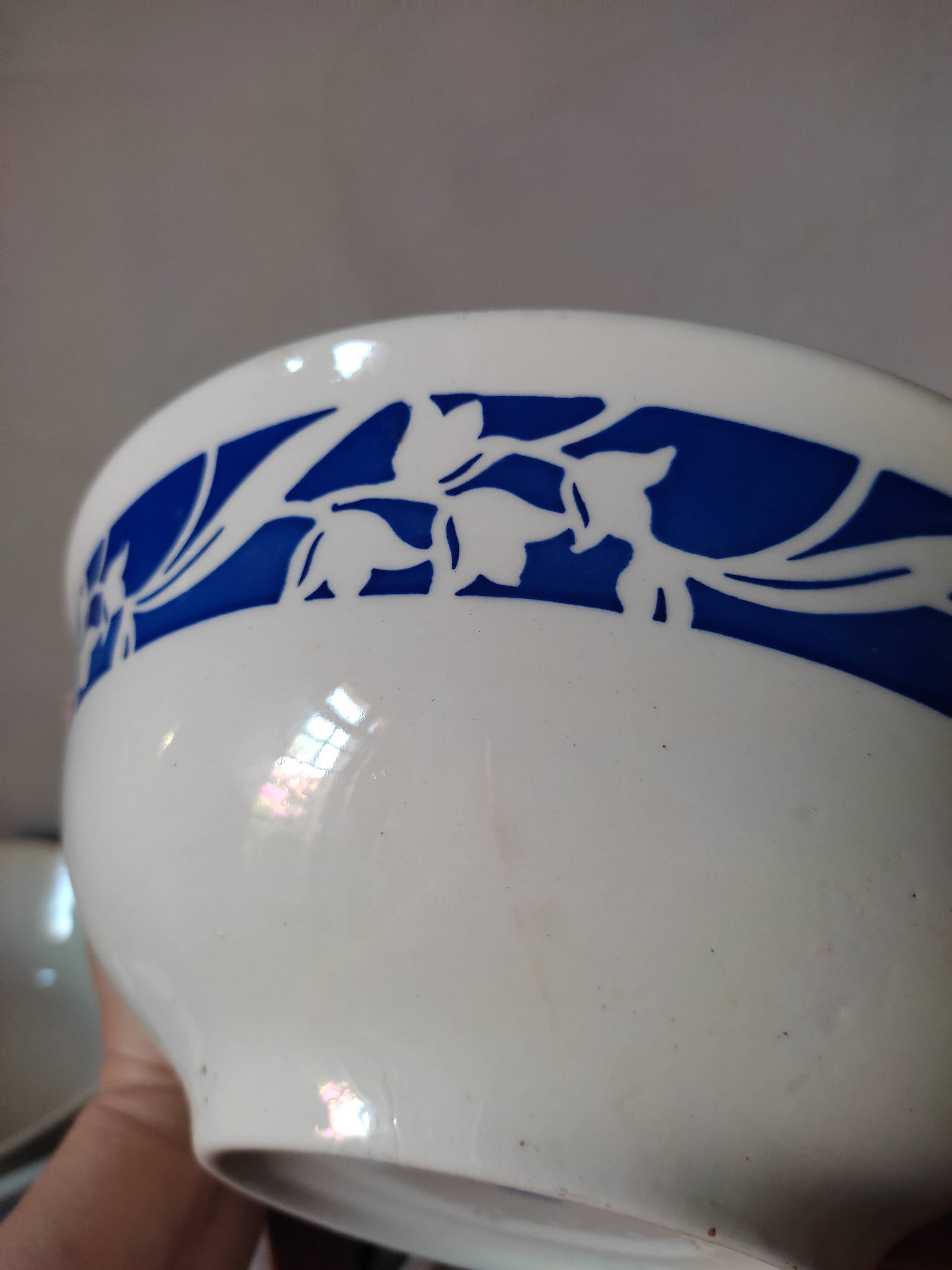 Set of 2 retro earthenware bowls