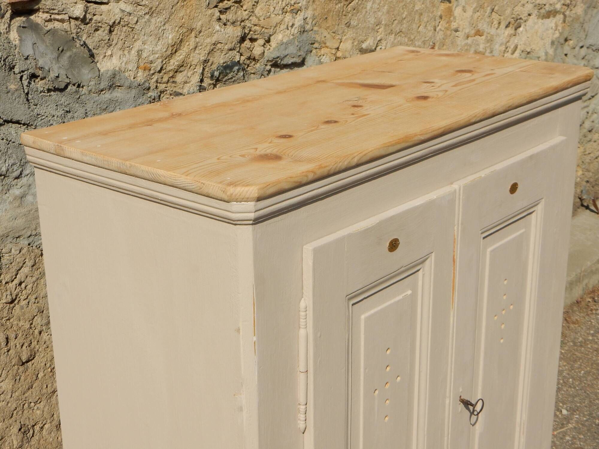 Antique workshop furniture - Patinated Parisian sideboard - Tradesman's furniture