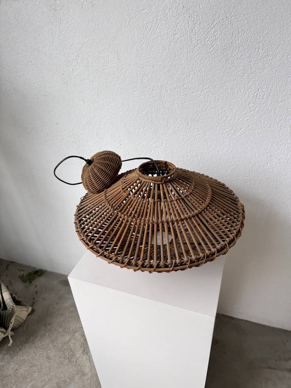 60s Ufo pendant light in Italian wicker