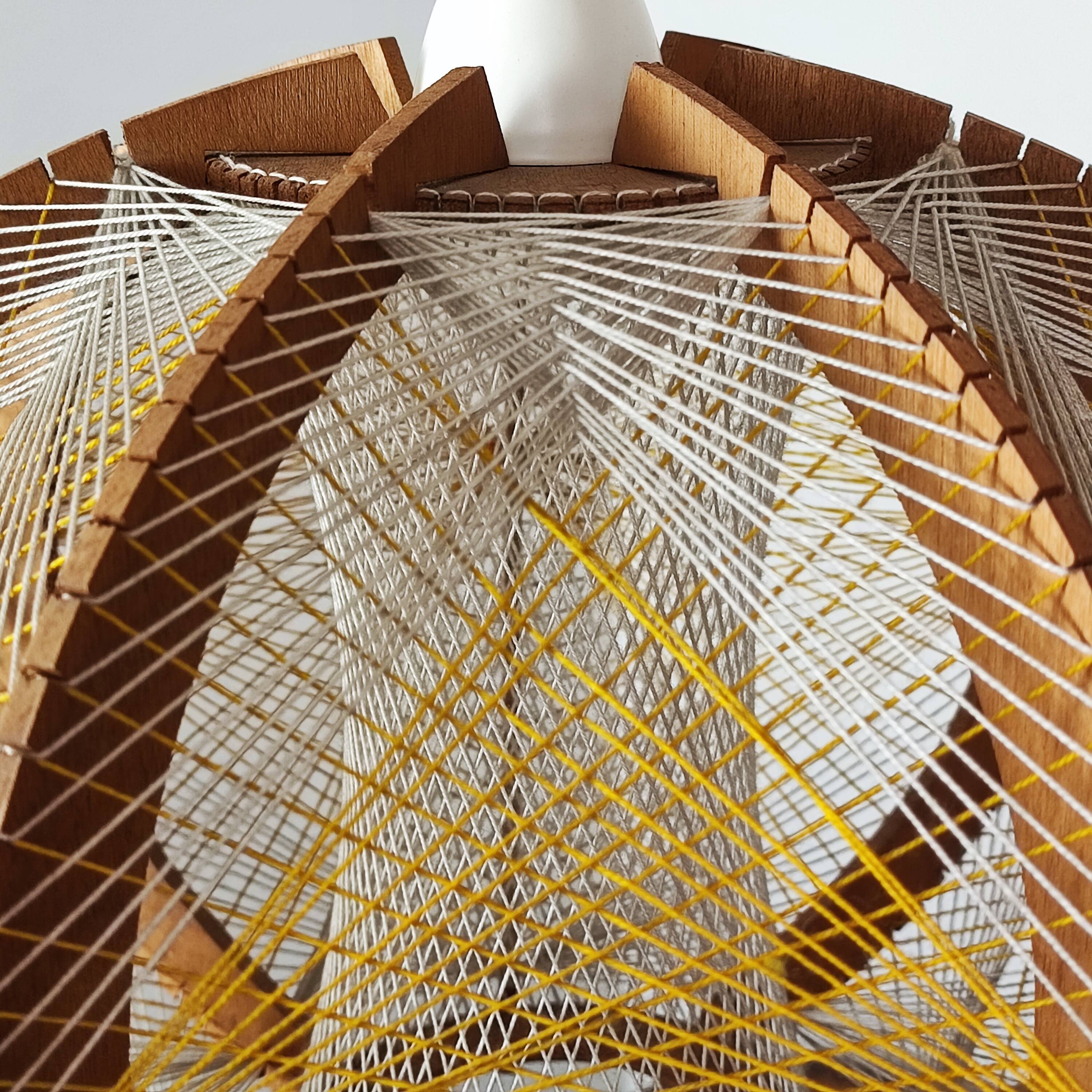 Scandinavian wire suspension