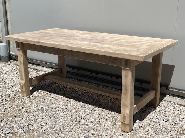 Stripped farmhouse table extensions to 255 cm